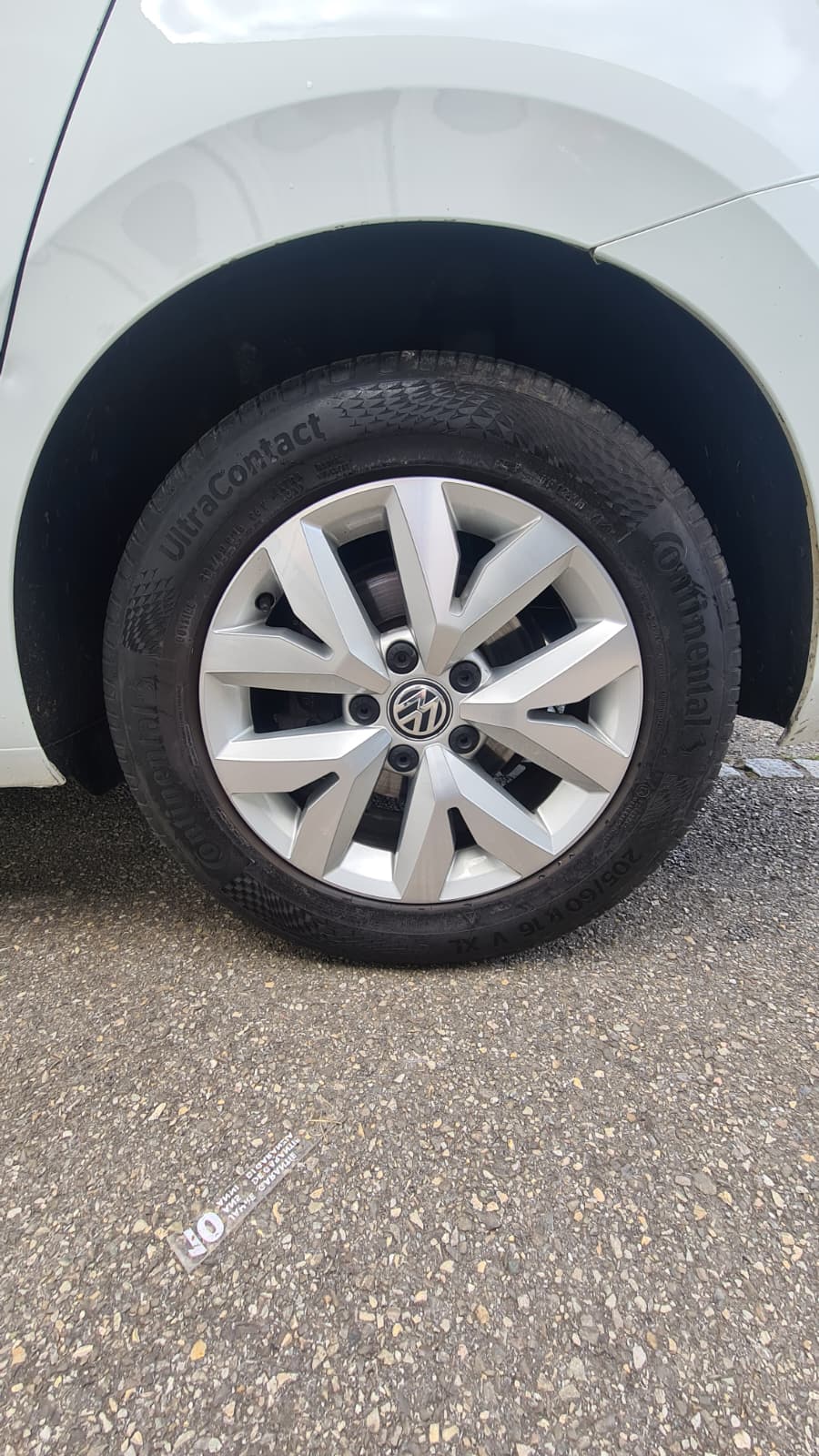 VW Touran 1.5 TSI EVO Comfortline DSG ** 7-Plätzer ** Gr-Navi ** RF-Kamera ** Abstandsregelsysteme ** Totwinkel-Assistent ** Ab MFK-image-19