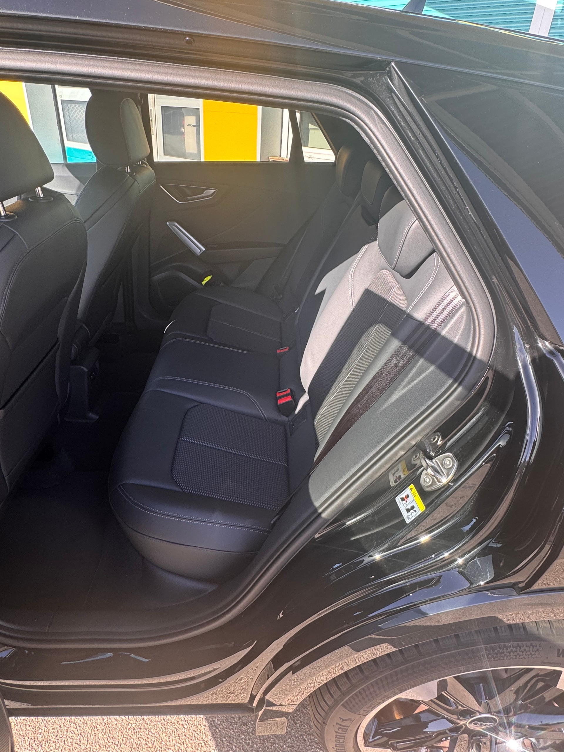 AUDI Q2 40 TFSI advanced Attraction quattro S-tronic-image-7