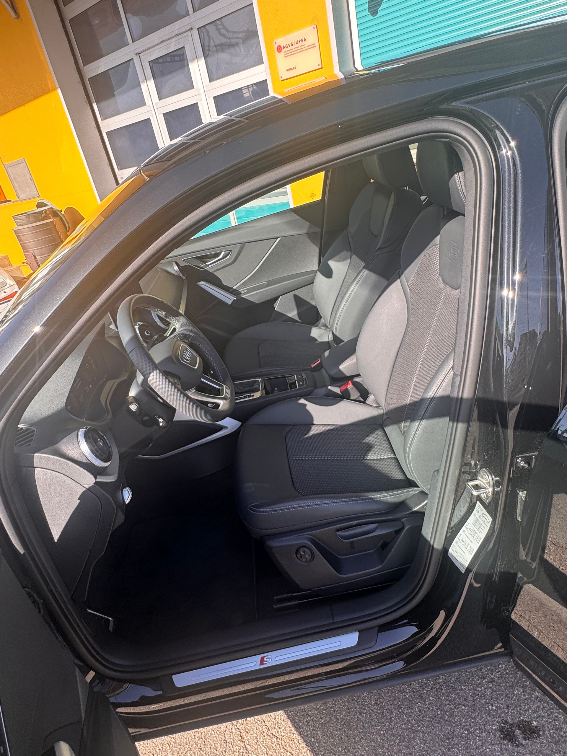 AUDI Q2 40 TFSI advanced Attraction quattro S-tronic-image-9