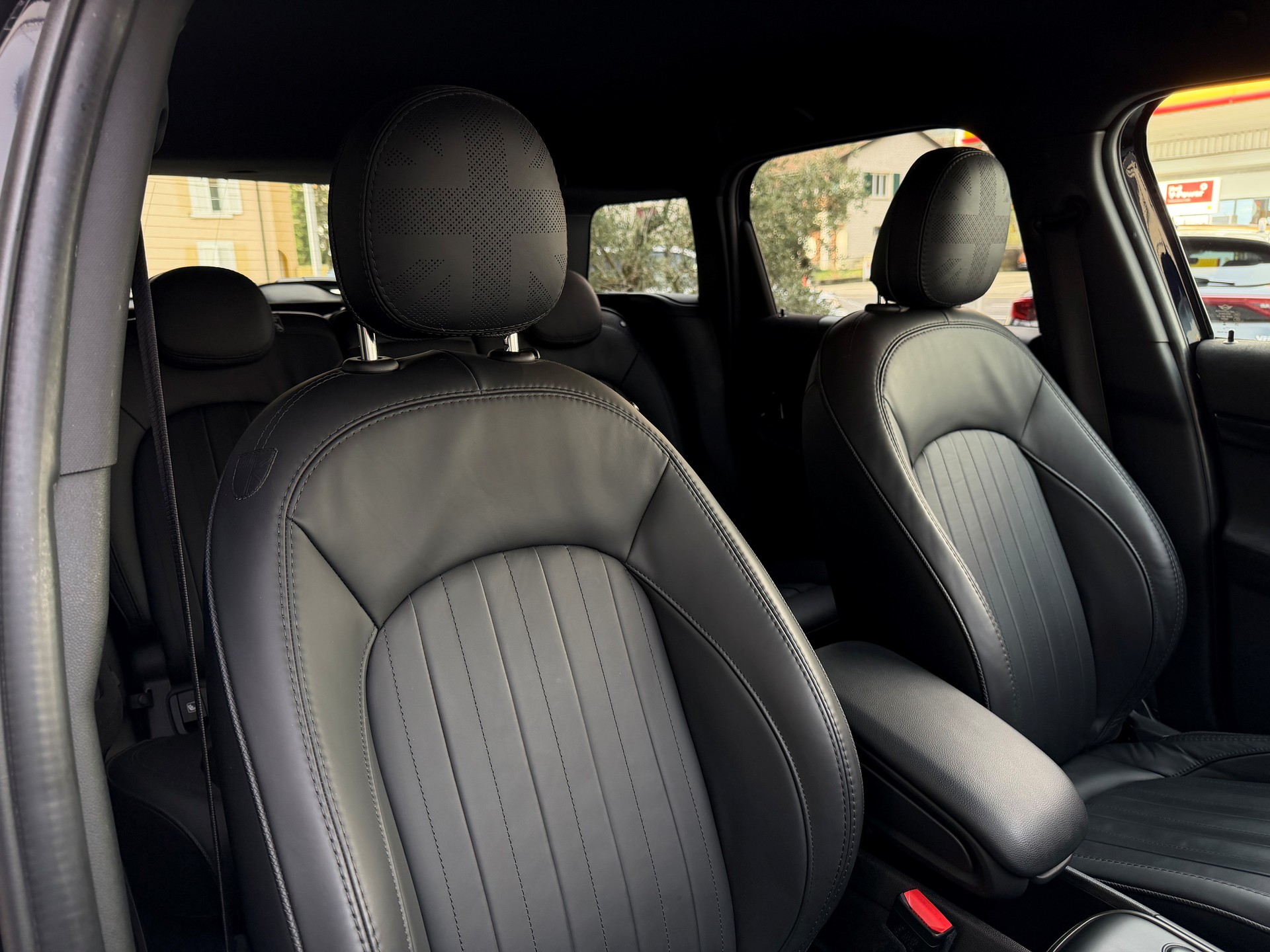 MINI Countryman JCW ALL4-image-8