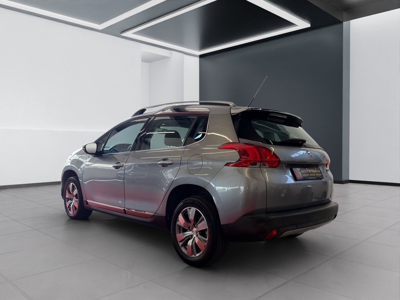PEUGEOT 2008 1.6 e-HDi Allure EGS6-image-3