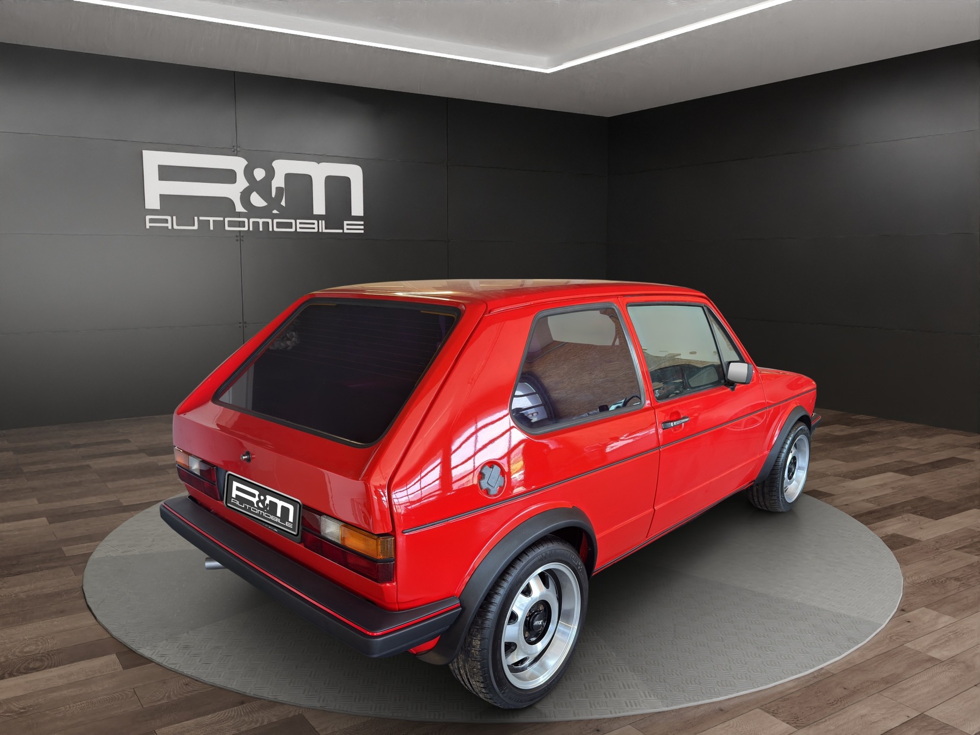 VW Golf 1800 GTI-showroom-element-1