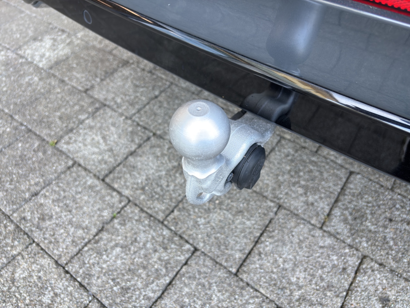 VW Tiguan 2.0 TDI SCR R-Line 4Motion DSG mit AHK, "Black Style", 360° Kamera & Panorama-Ausstell-/Schiebedach-image-9