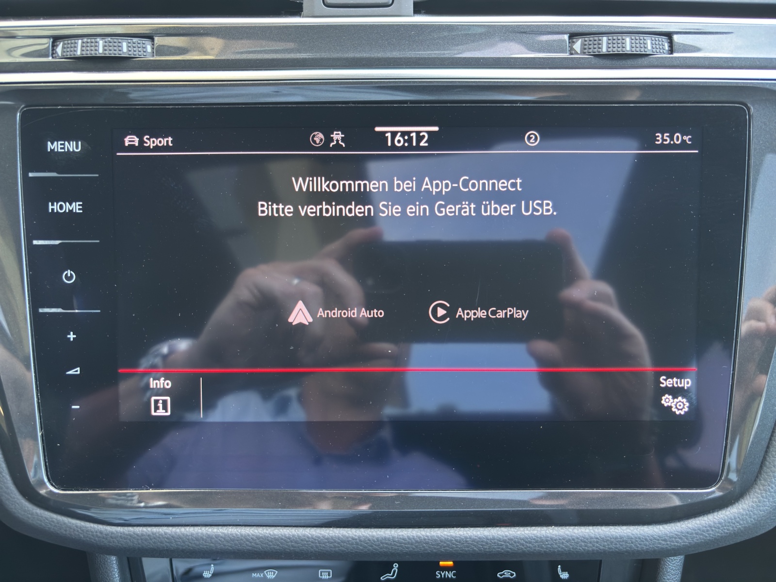 VW Tiguan 2.0 TDI SCR R-Line 4Motion DSG mit AHK, "Black Style", 360° Kamera & Panorama-Ausstell-/Schiebedach-image-25