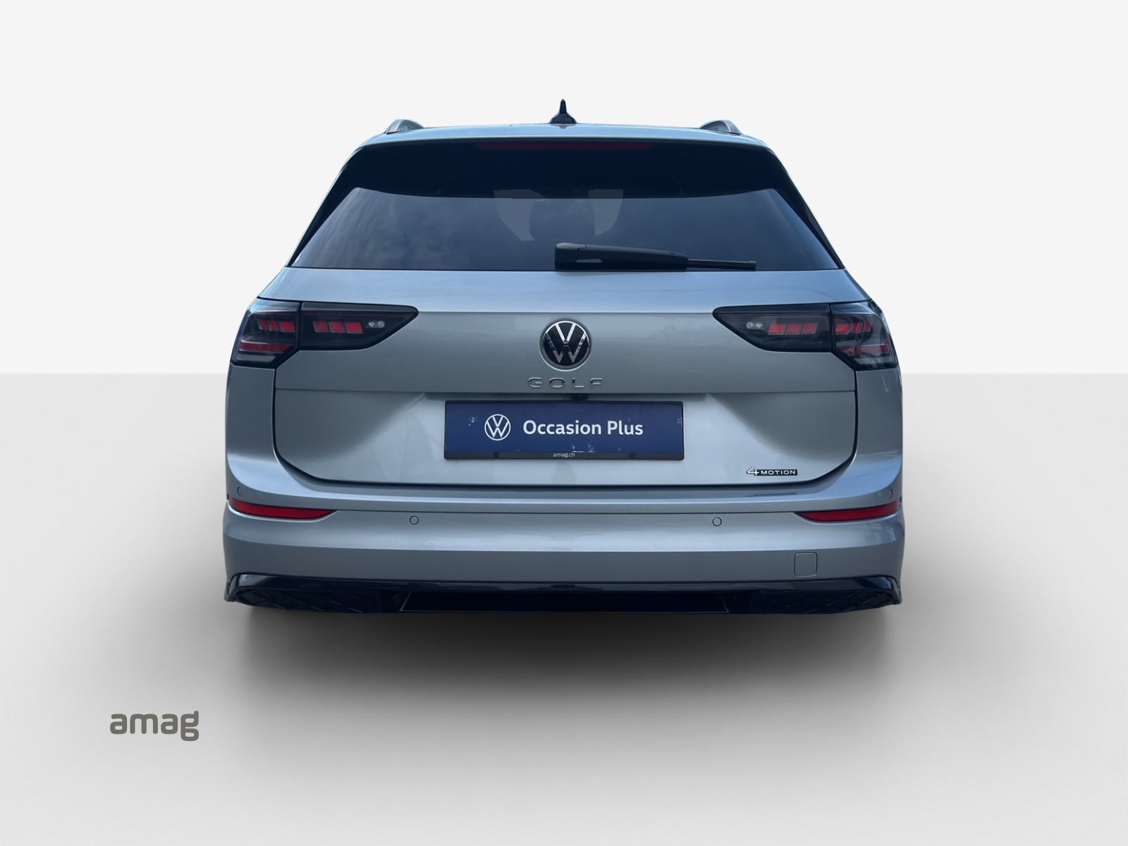 VW Golf Variant 2.0 TSI R-Line DSG 4 Motion-image-3