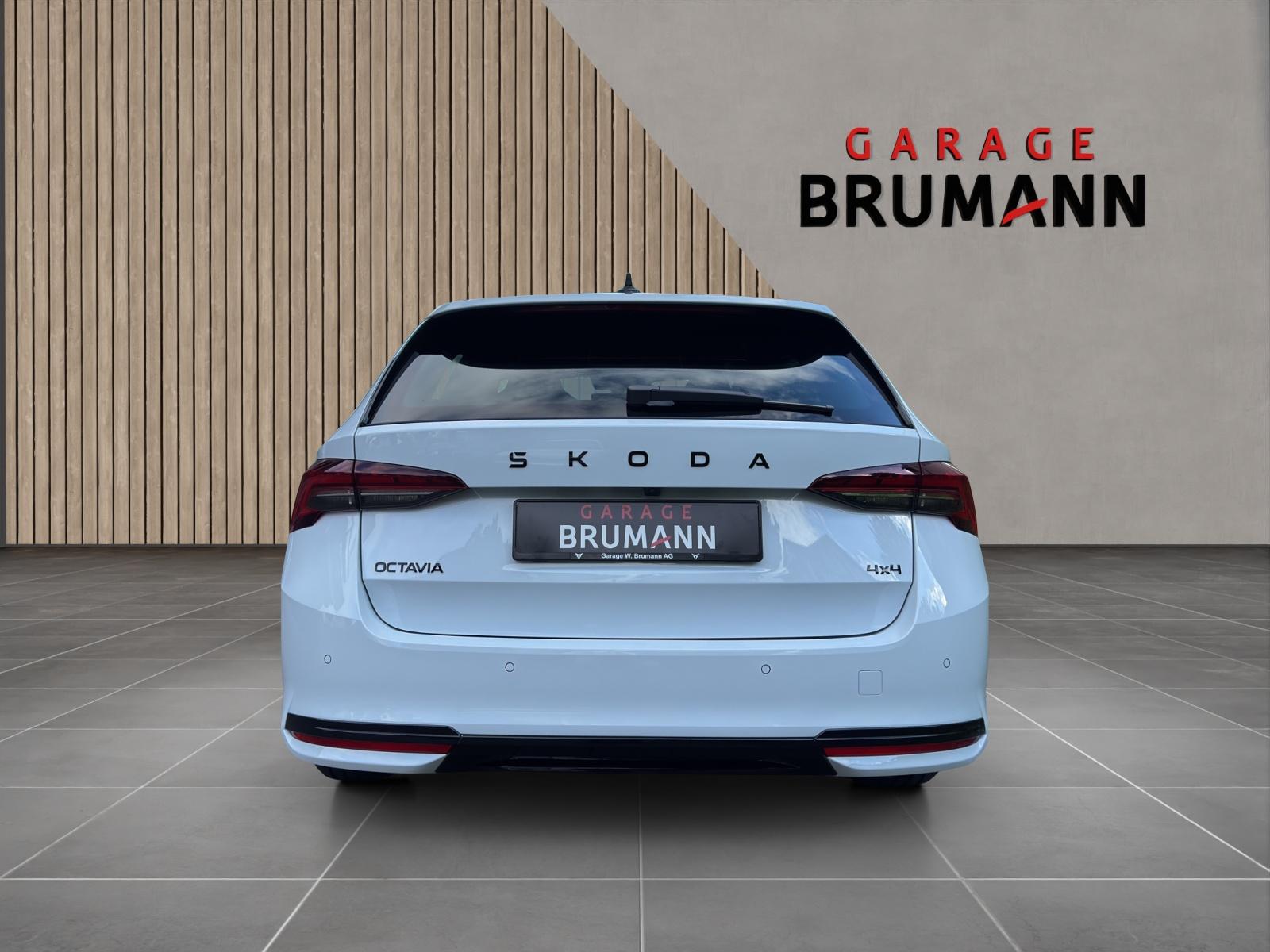 SKODA Octavia Sport Line 2.0 TSI 4x4-showroom-element-3