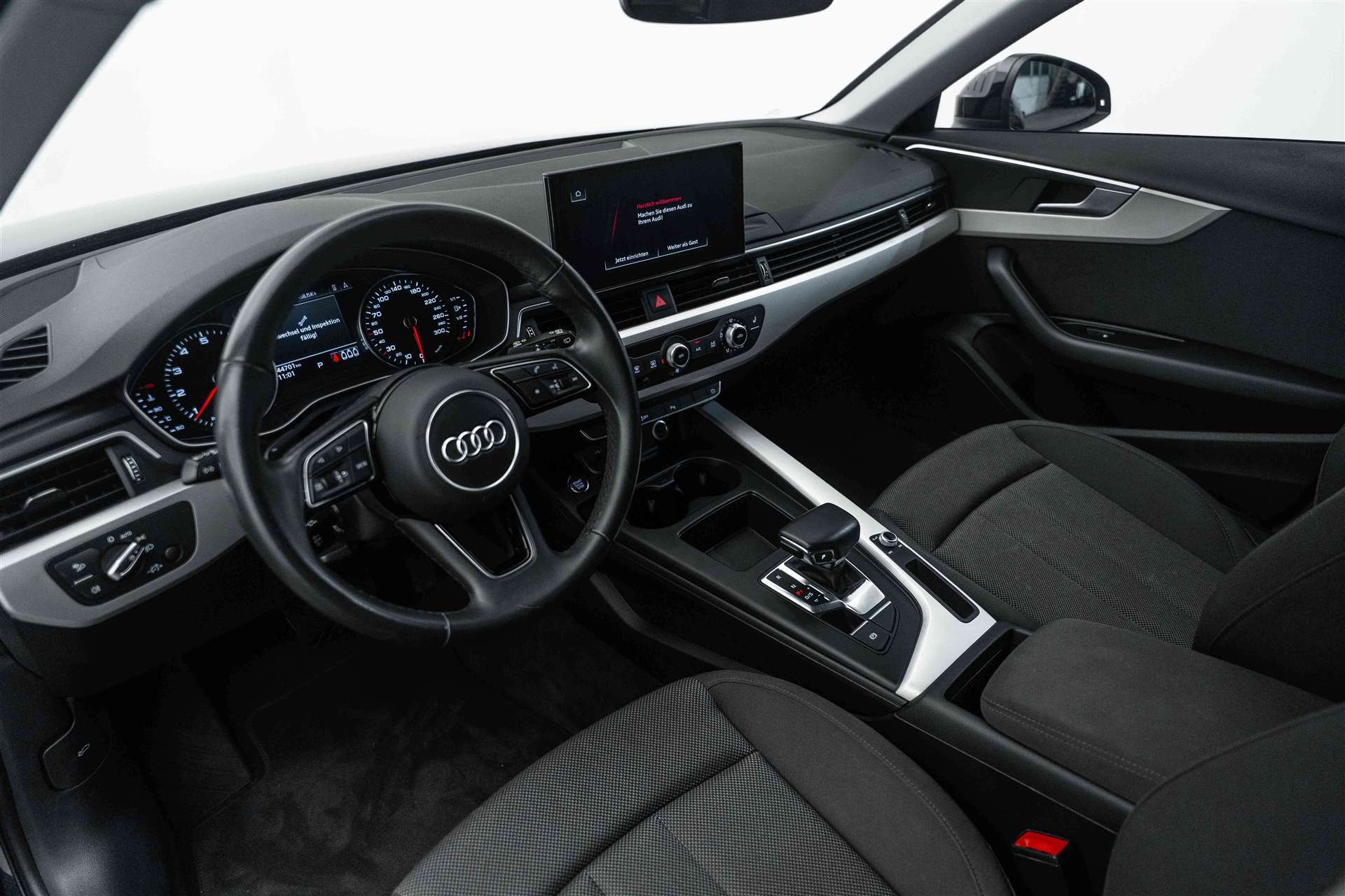 AUDI A4 Avant 35 TFSI S-tronic Automat-image-7