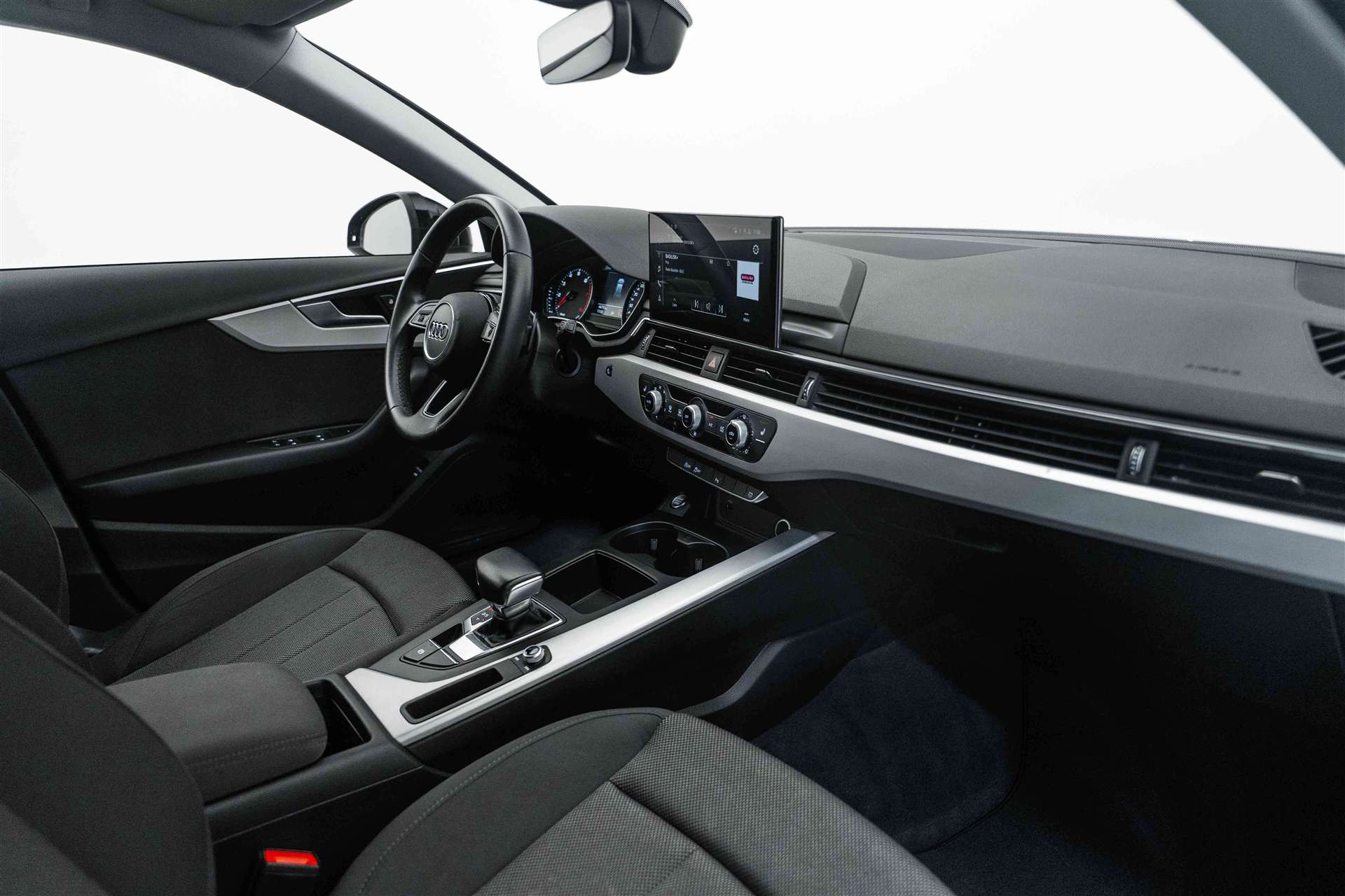 AUDI A4 Avant 35 TFSI S-tronic Automat-image-10