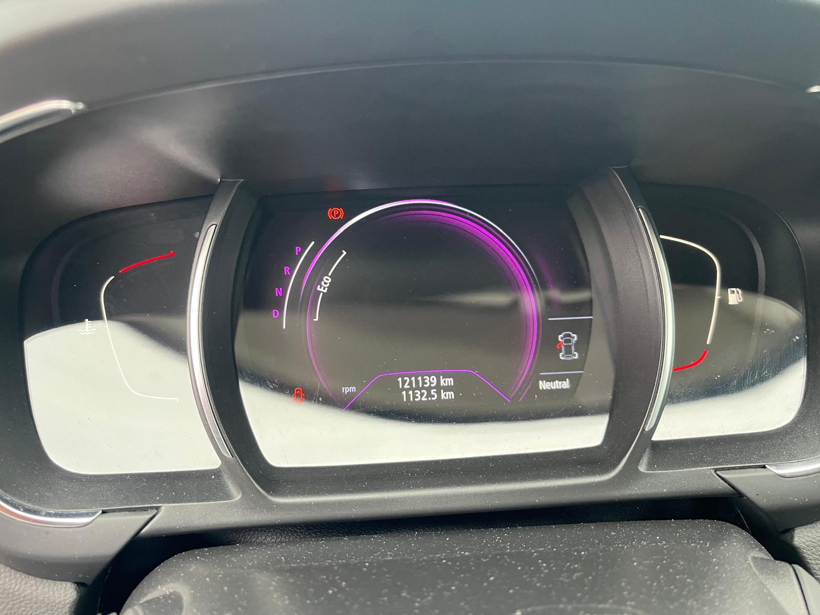 RENAULT Scénic 1.6 dCi Bose EDC-image-9