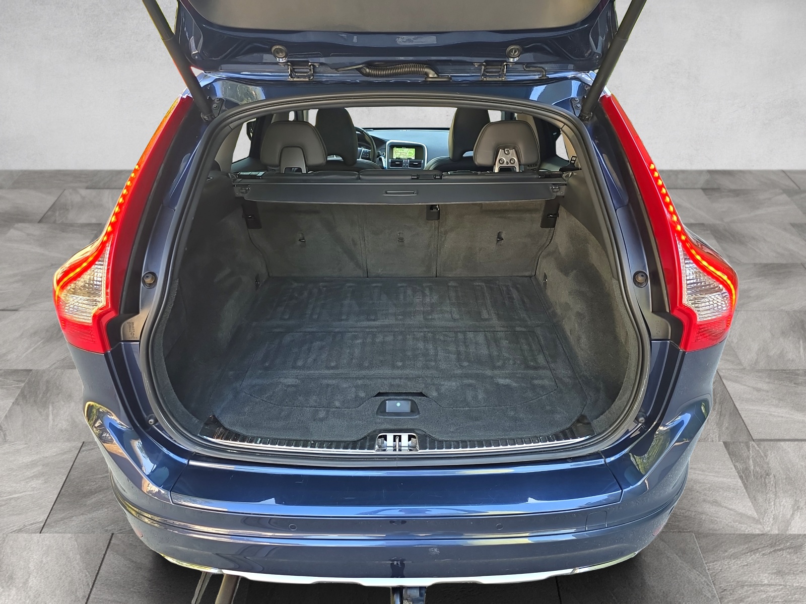 VOLVO Volvo XC60 2.4 D5 Summum AWD-image-21