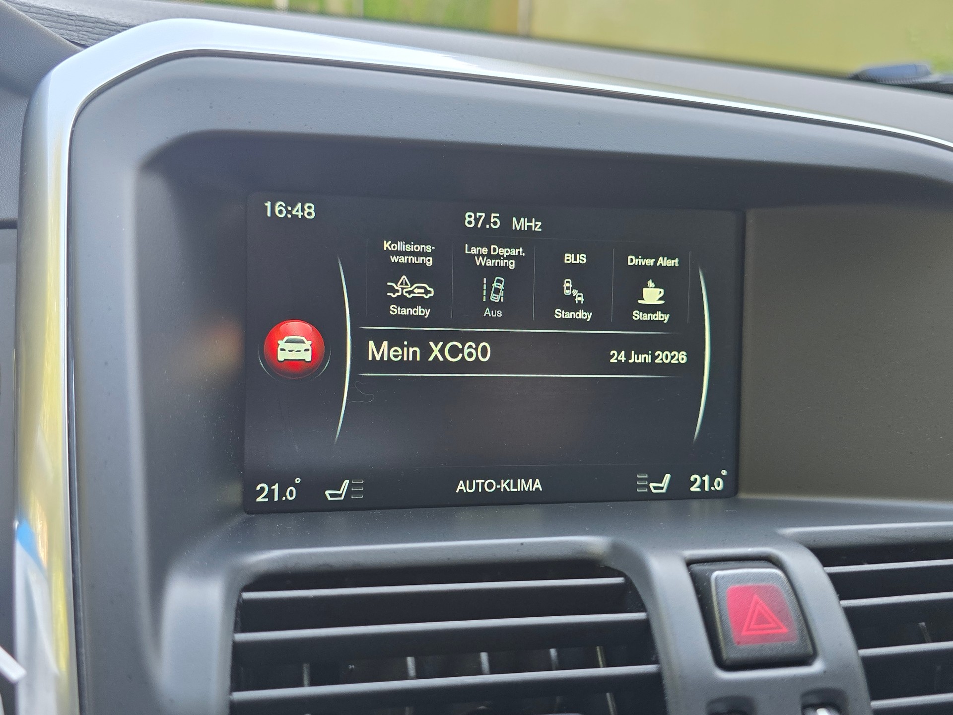 VOLVO Volvo XC60 2.4 D5 Summum AWD-image-15