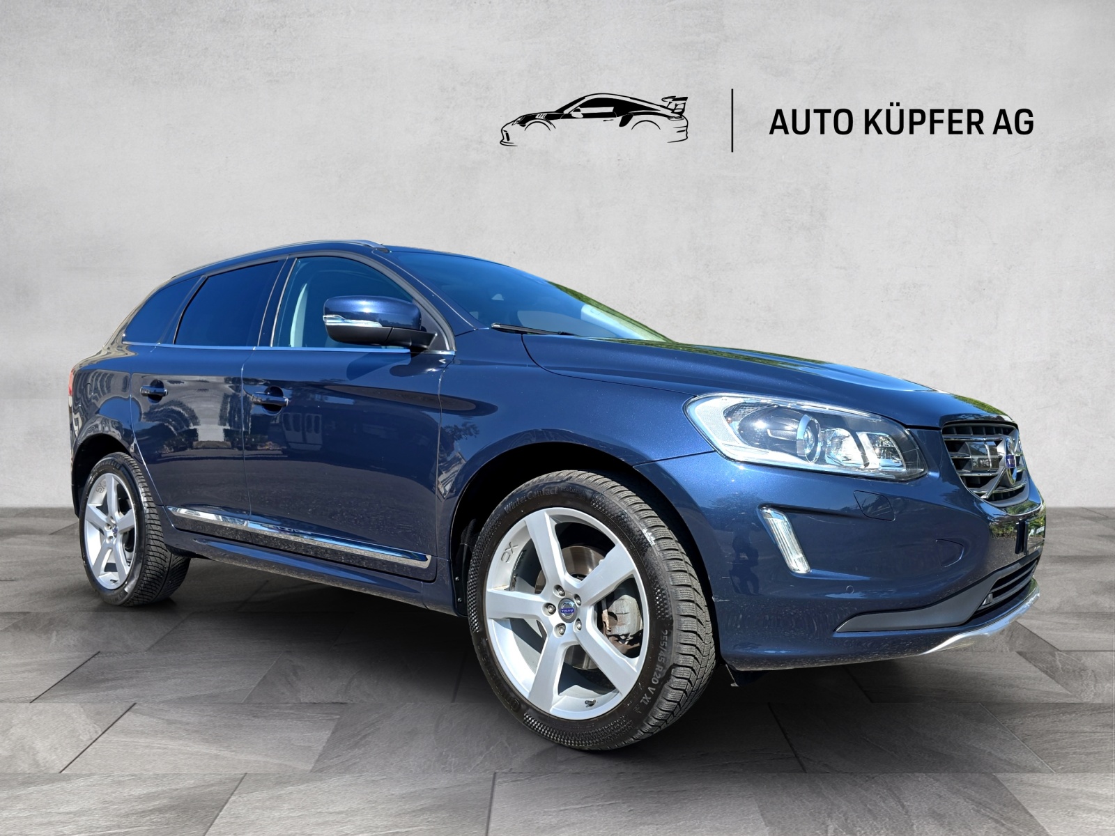 VOLVO Volvo XC60 2.4 D5 Summum AWD-image-1