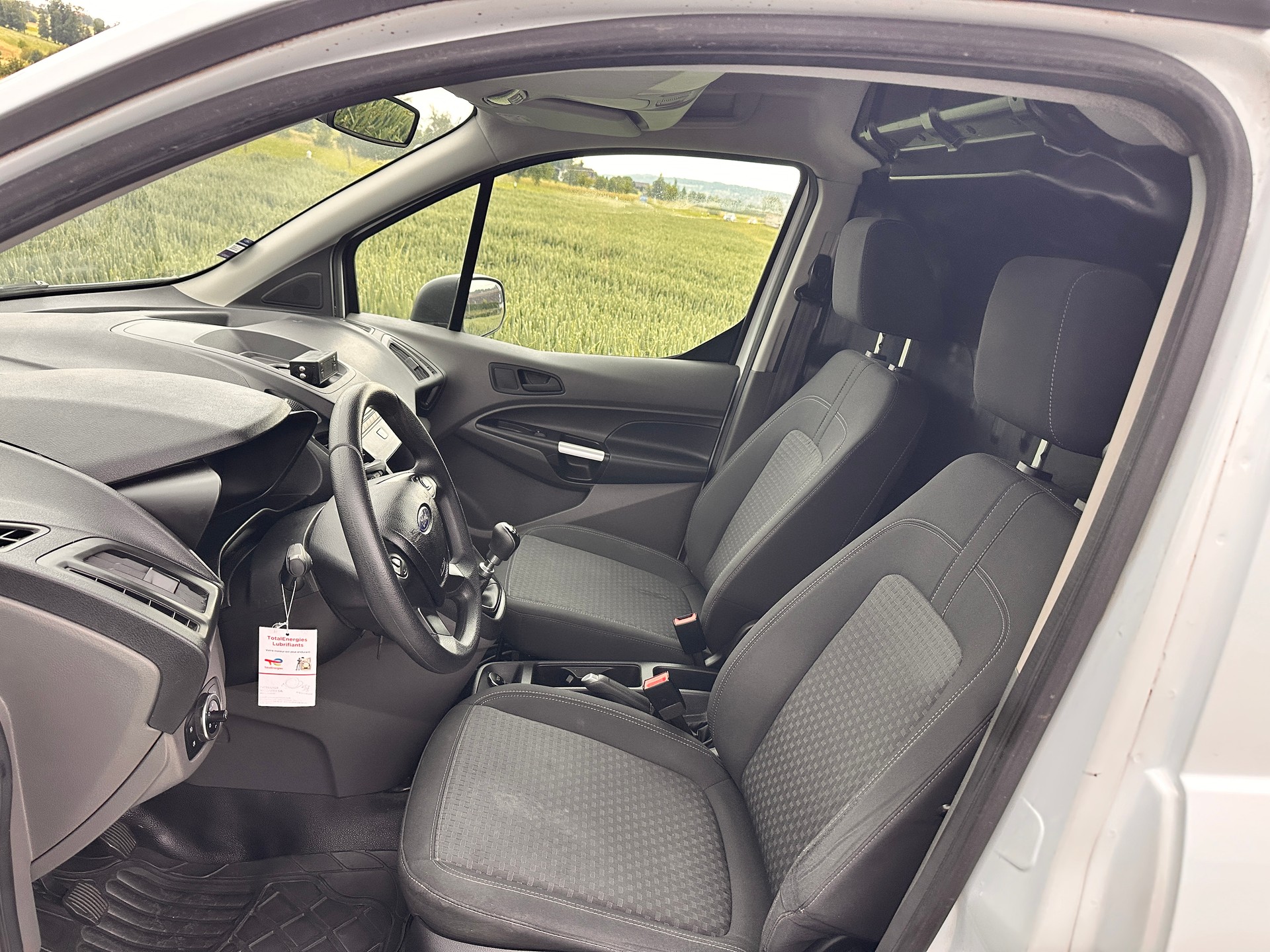 FORD Transit Connect Van T220 1.5 Eco Blue Trend-image-14