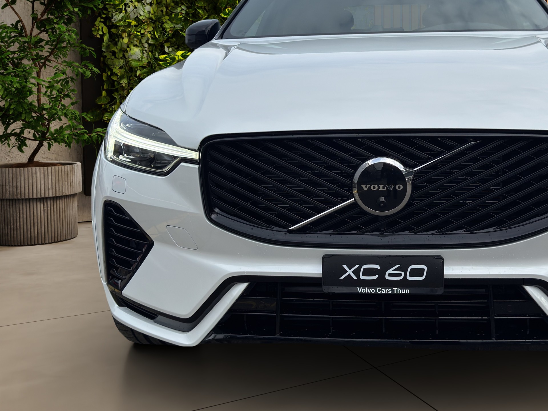 VOLVO XC60 2.0 T8 TE Polestar eAWD-image-8