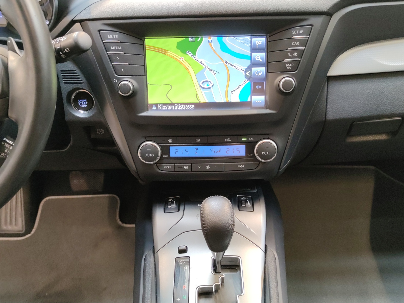 TOYOTA Avensis Touring Sports 2.0 VMa Trend MdS-image-14