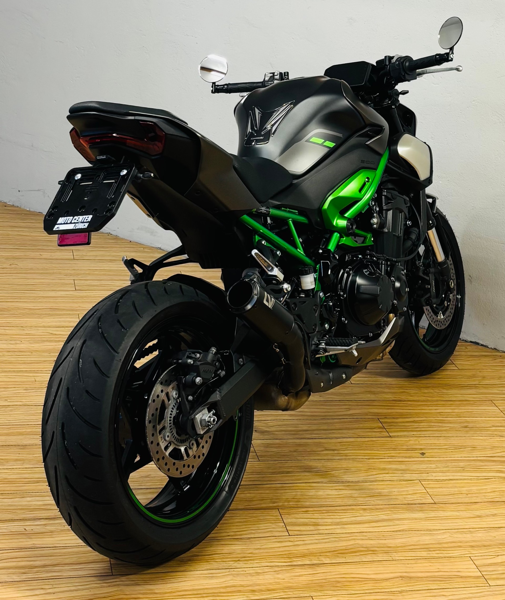KAWASAKI Z 900 Performance (35kW)-showroom-element-2