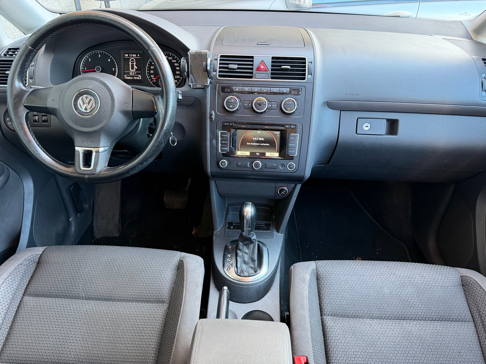 VW Touran 2.0 TDI Comfortline DSG-image-10