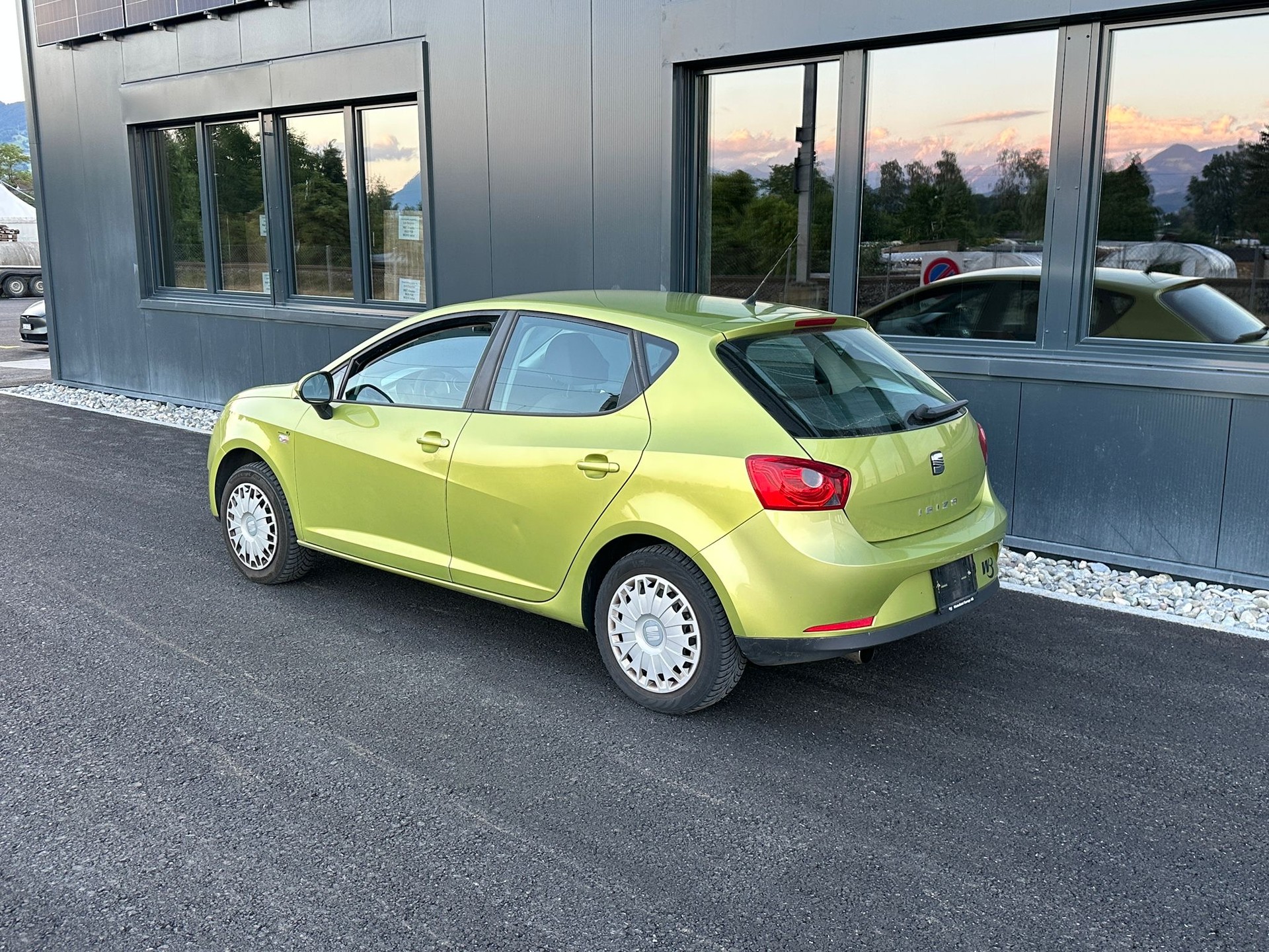 SEAT Ibiza 1.6 Style-image-3