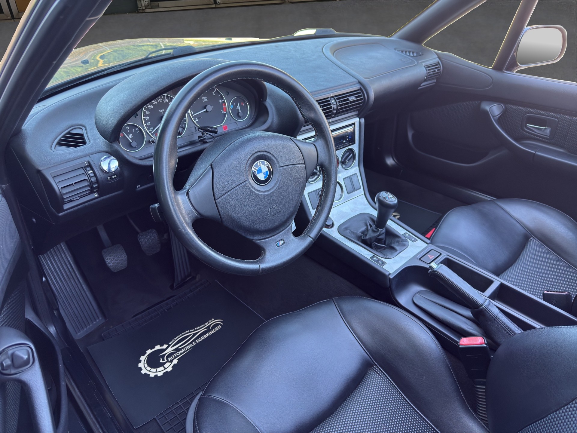 BMW Z3 1.9i Roadster-image-8