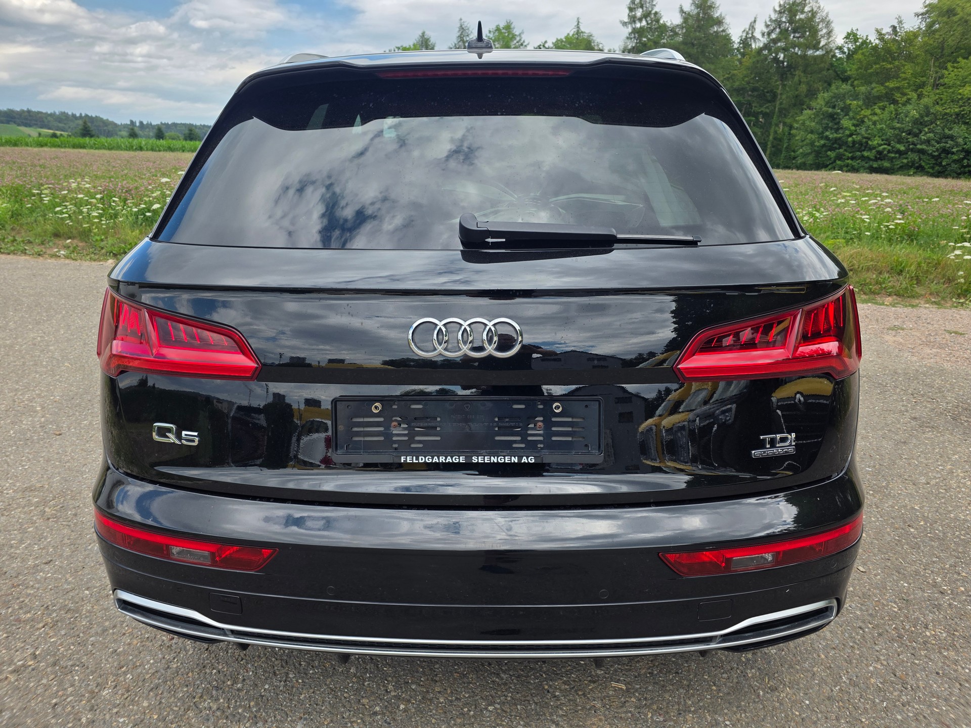 AUDI Q5 2.0 TDI quattro S-tronic-image-7