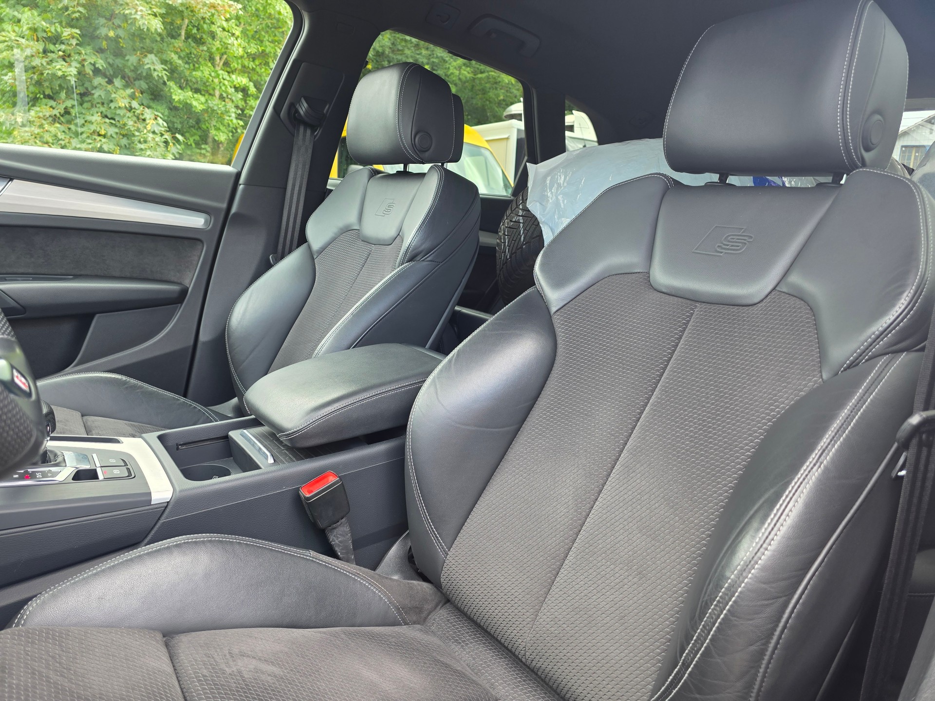 AUDI Q5 2.0 TDI quattro S-tronic-image-11