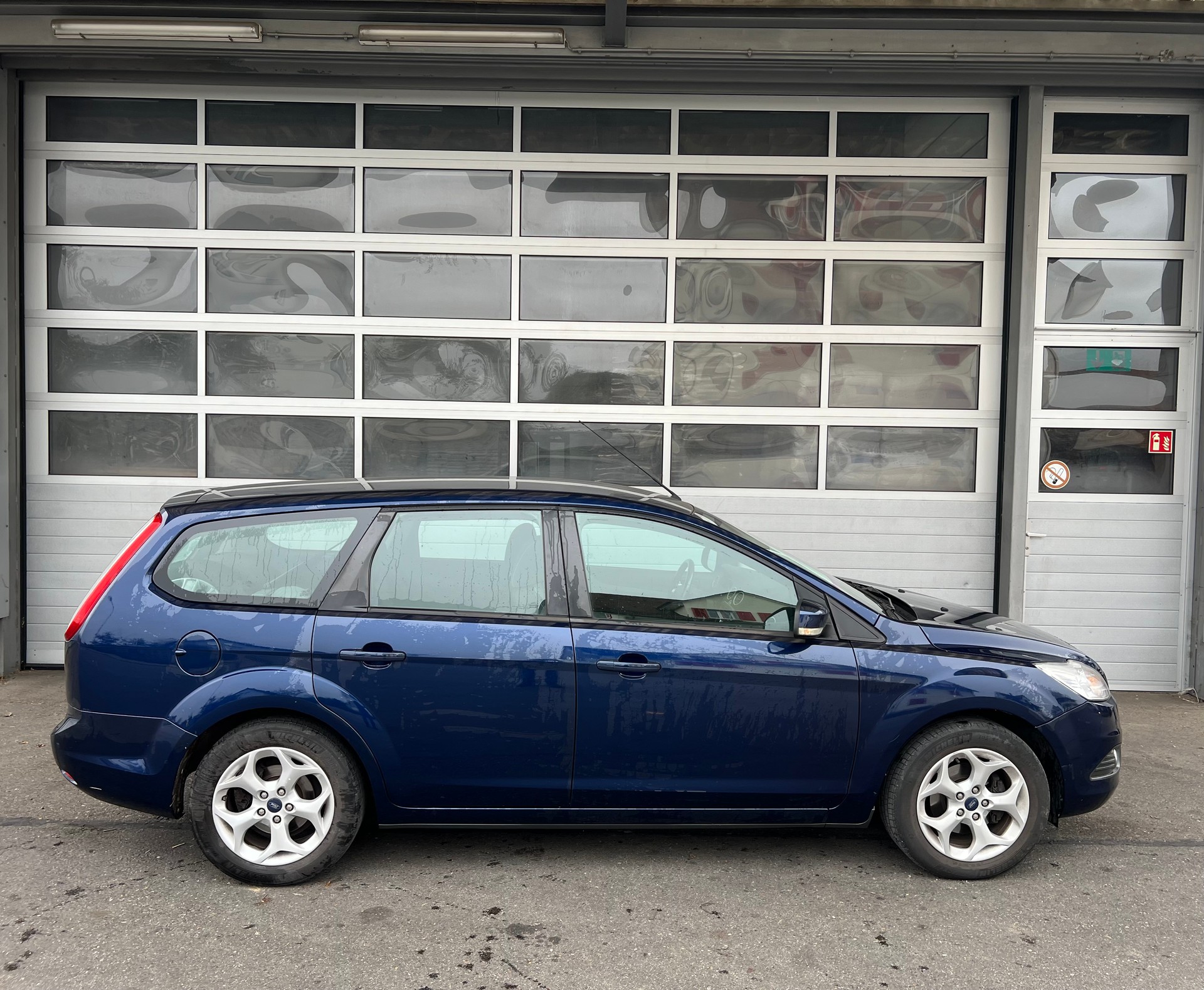 FORD Focus 1.8i Titanium-image-1
