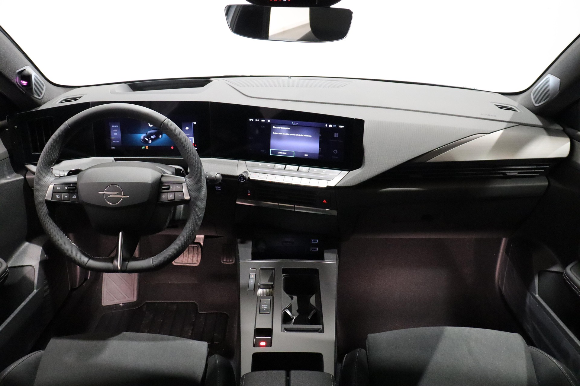 OPEL Astra-e Sports Tourer Ultimate-image-5