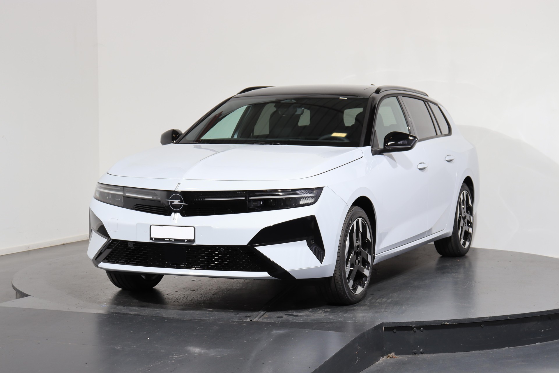 OPEL Astra-e Sports Tourer Ultimate-image-0