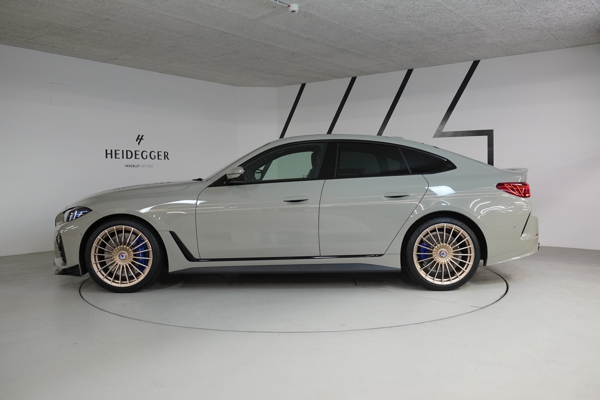 BMW-ALPINA B4 Gran Coupé 3.0 xDrive GT S-Tronic-image-3