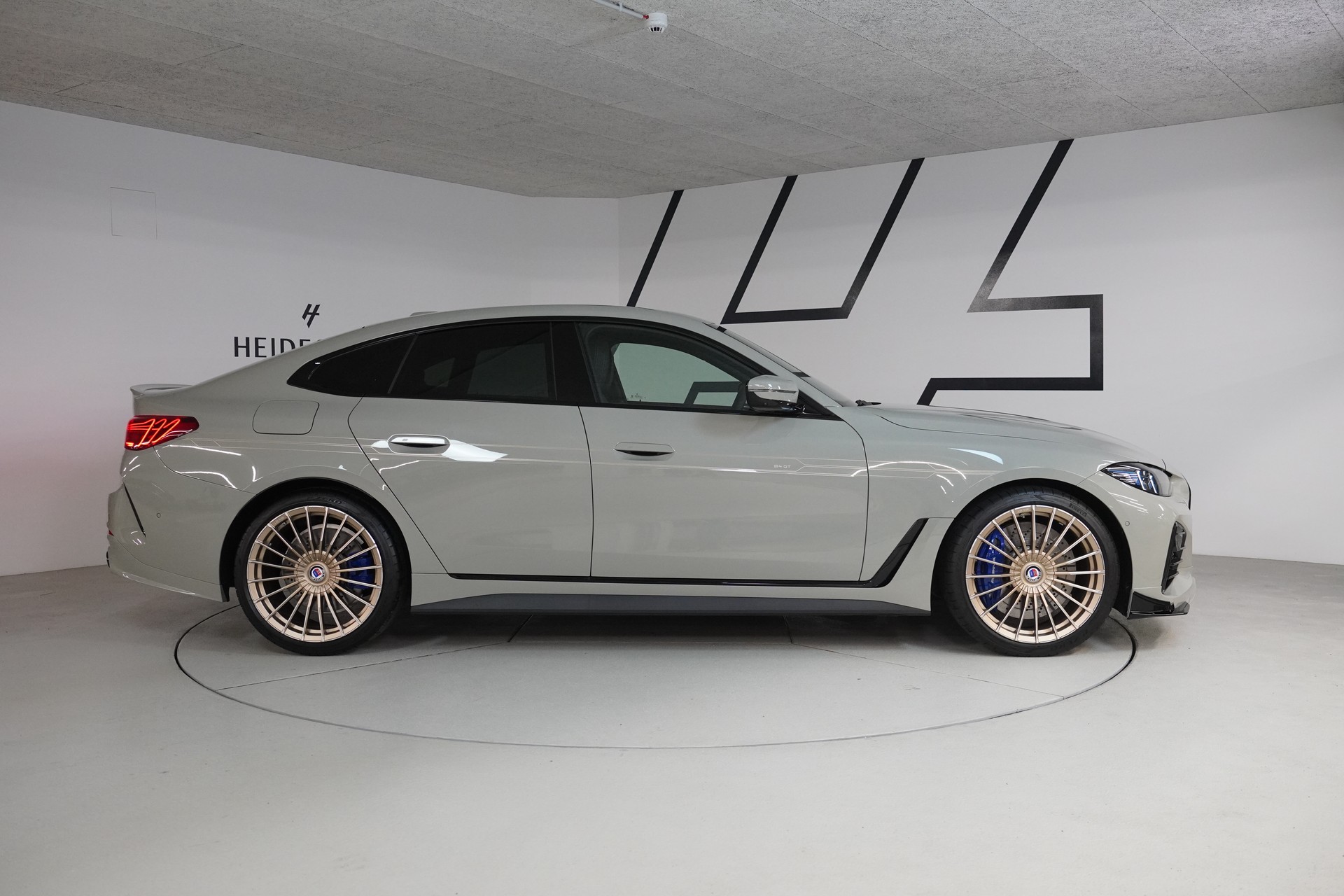 BMW-ALPINA B4 Gran Coupé 3.0 xDrive GT S-Tronic-image-7