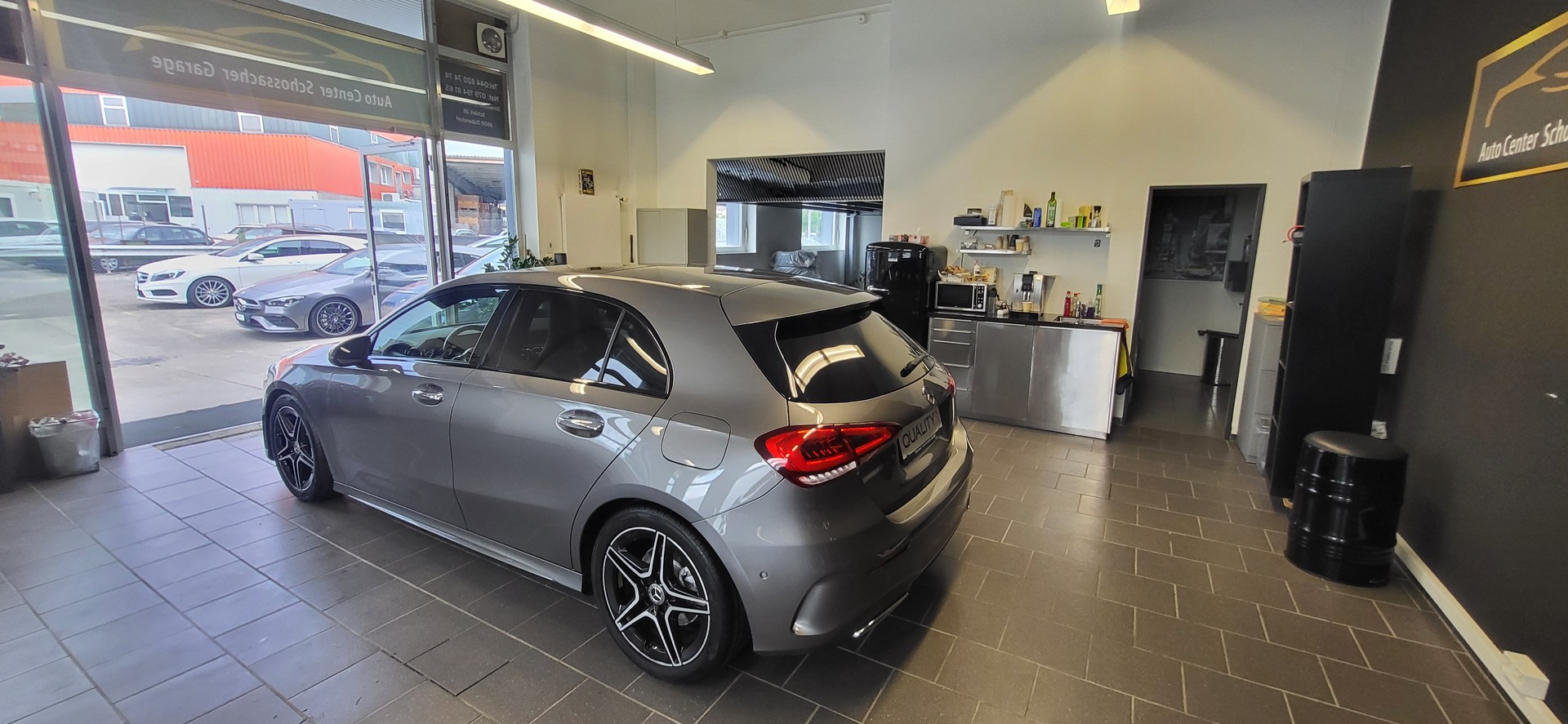 MERCEDES-BENZ A 200 AMG Line 7G-DCT-image-6