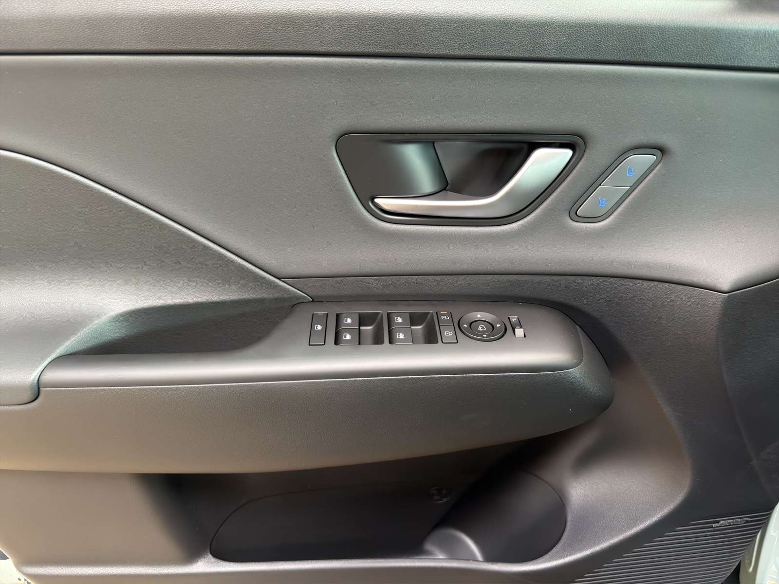 HYUNDAI Kona 1.6 GDi HEV Vertex DCT-image-8
