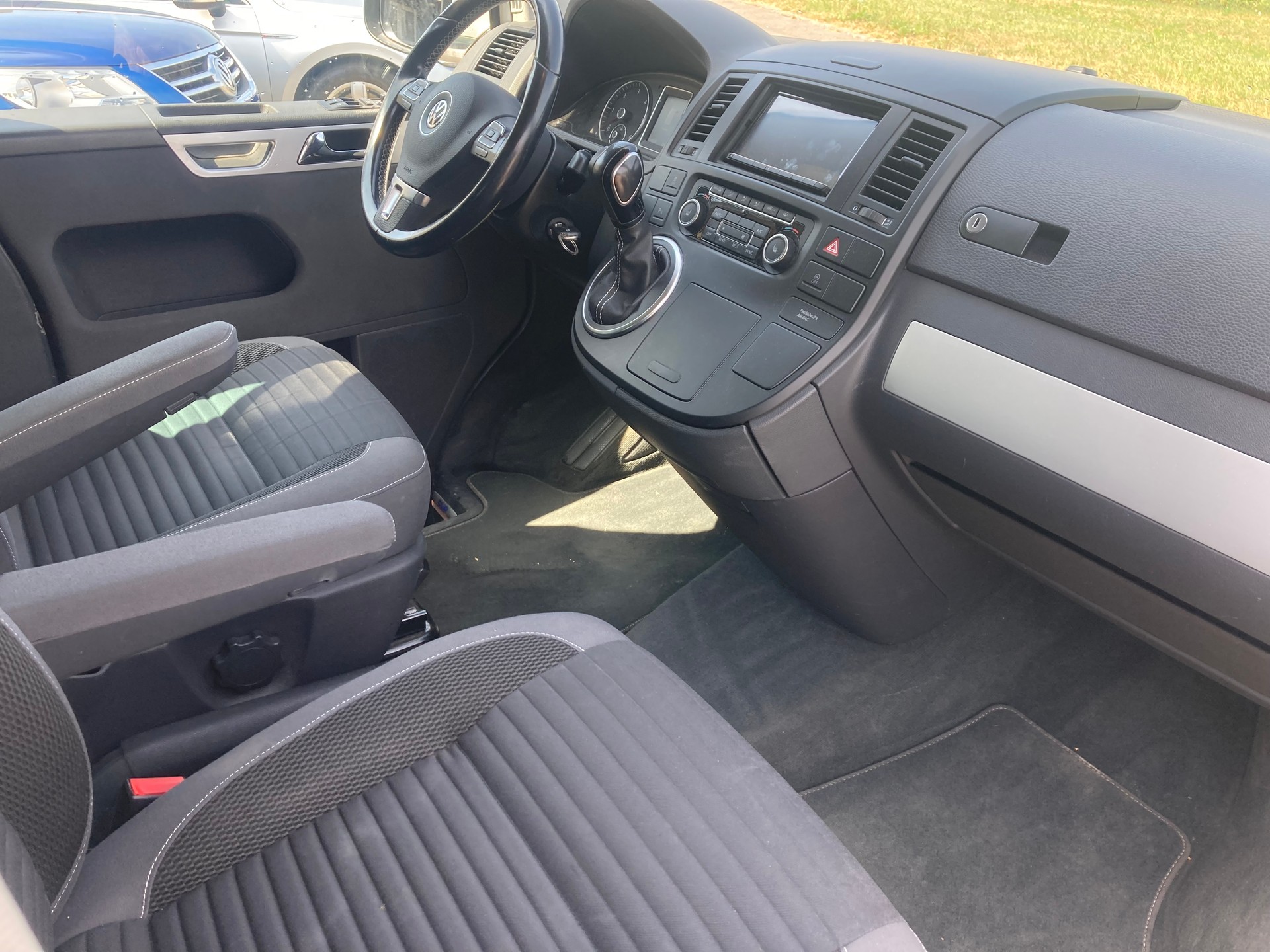 VW T5 Multivan 2.0 Bi-TDI CR Comfortline Cup 4Mot DSG-image-5