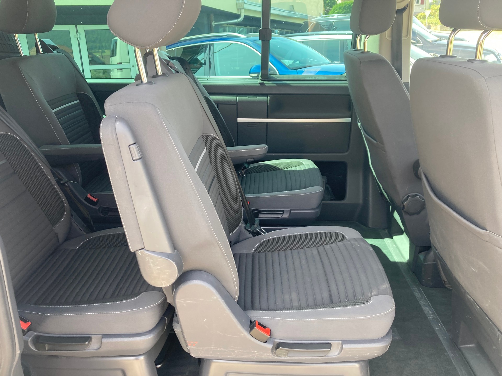 VW T5 Multivan 2.0 Bi-TDI CR Comfortline Cup 4Mot DSG-image-6