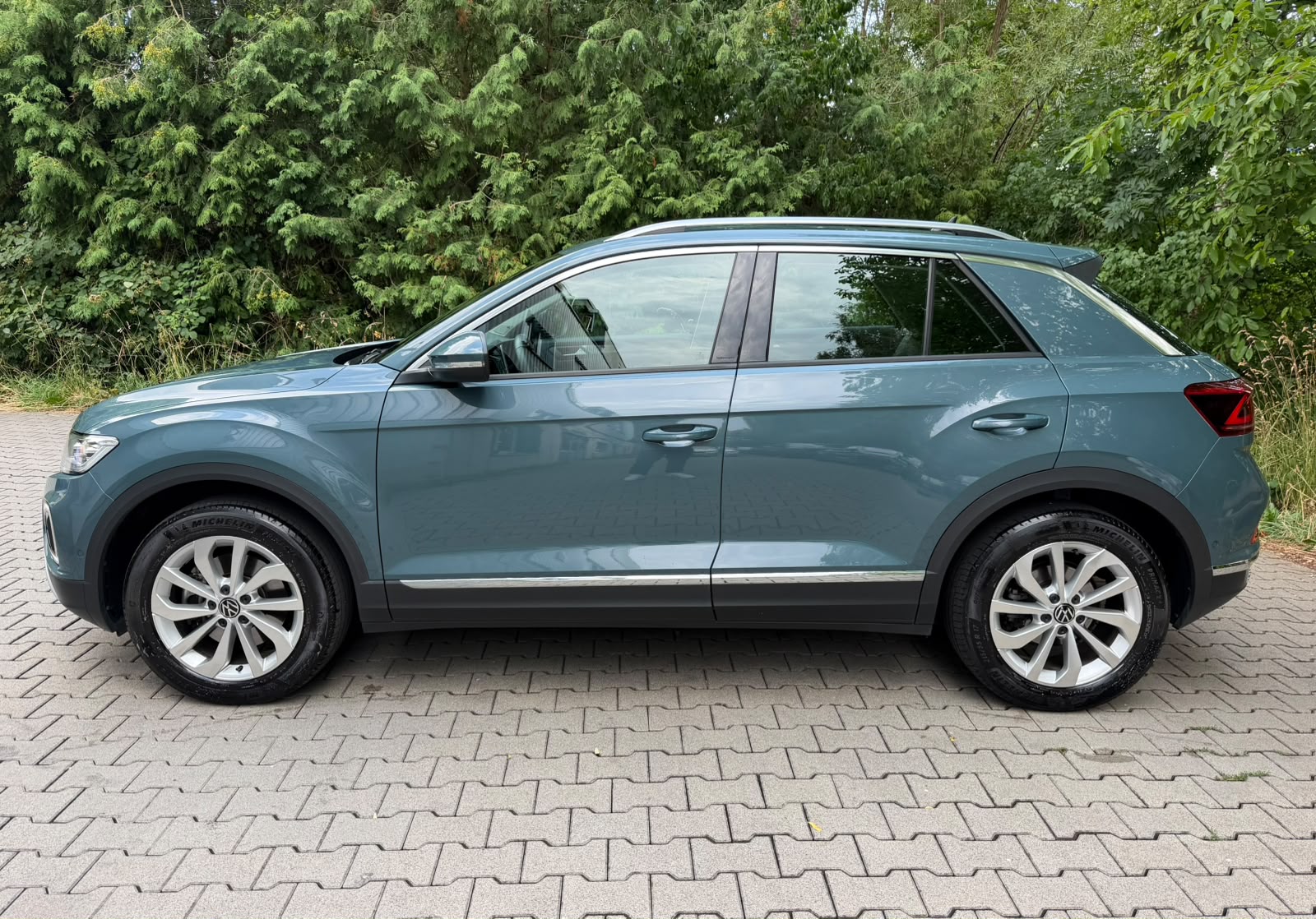 VW T-Roc 2.0 TSI Style DSG 4Motion-image-1