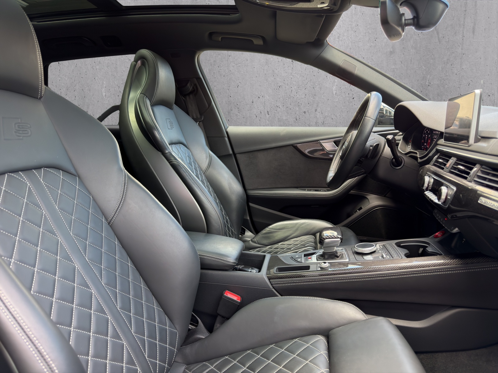 AUDI S4 Avant 3.0 TFSI quattro tiptronic-image-7