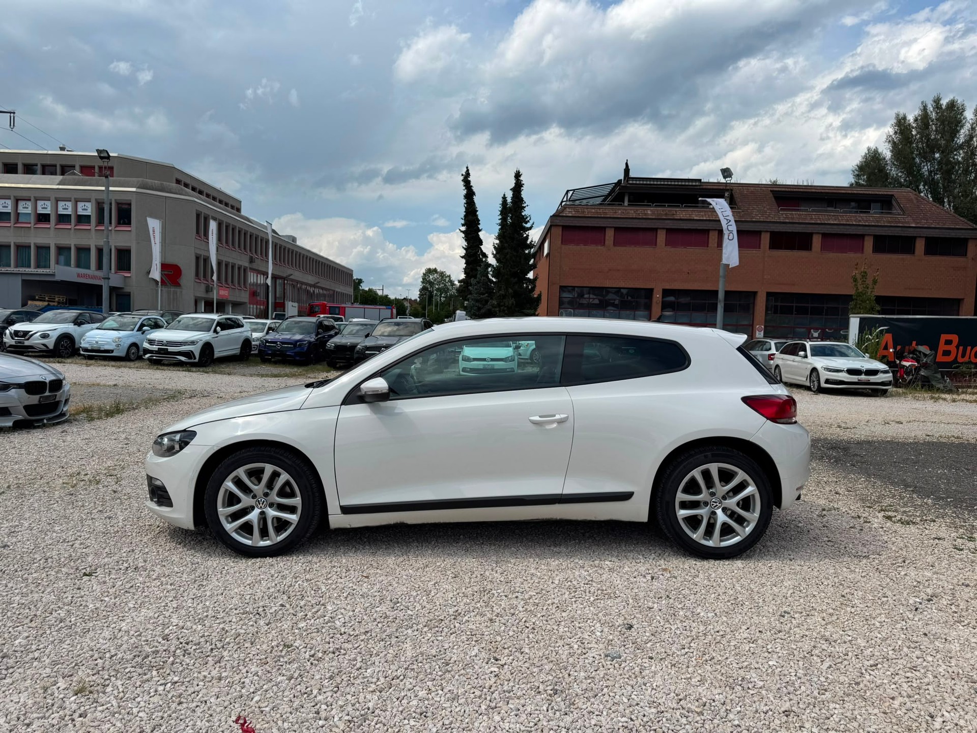 VW Scirocco 2.0 TSI DSG-image-7