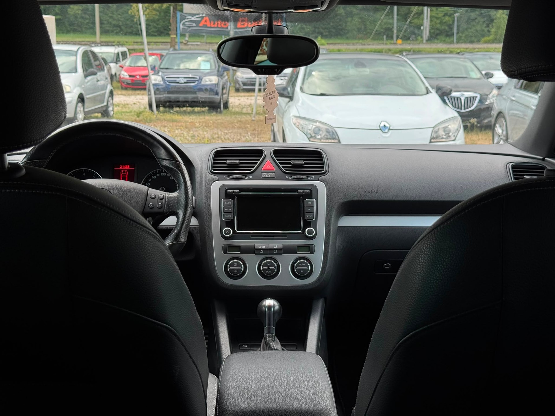 VW Scirocco 2.0 TSI DSG-image-9