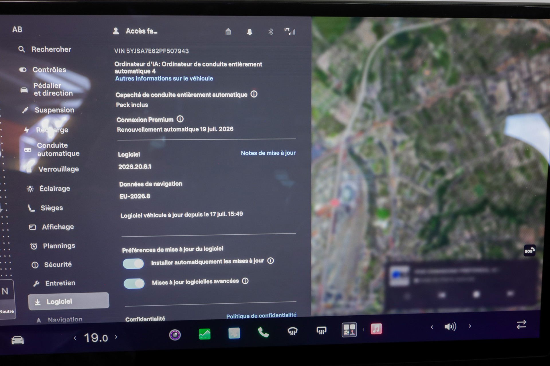 TESLA Model S 100 kWh Plaid-image-16