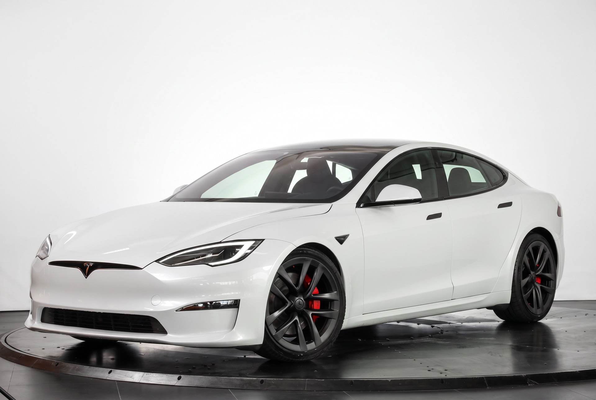 TESLA Model S 100 kWh Plaid-image-5