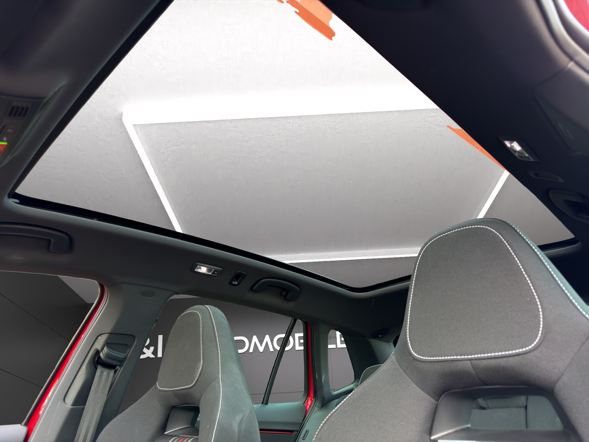 SKODA Kamiq 1.5 TSI Monte Carlo DSG-image-28