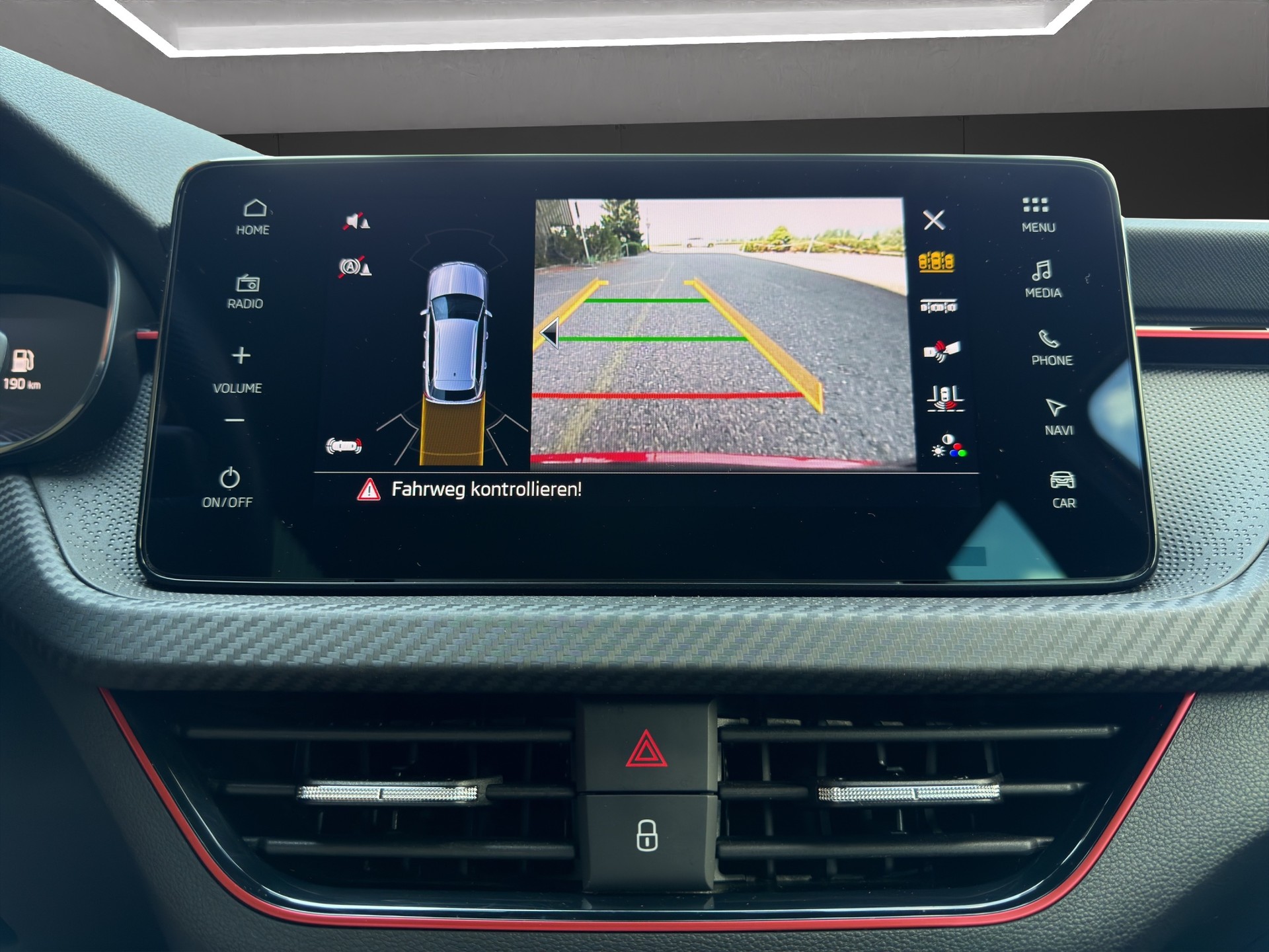 SKODA Kamiq 1.5 TSI Monte Carlo DSG-image-19