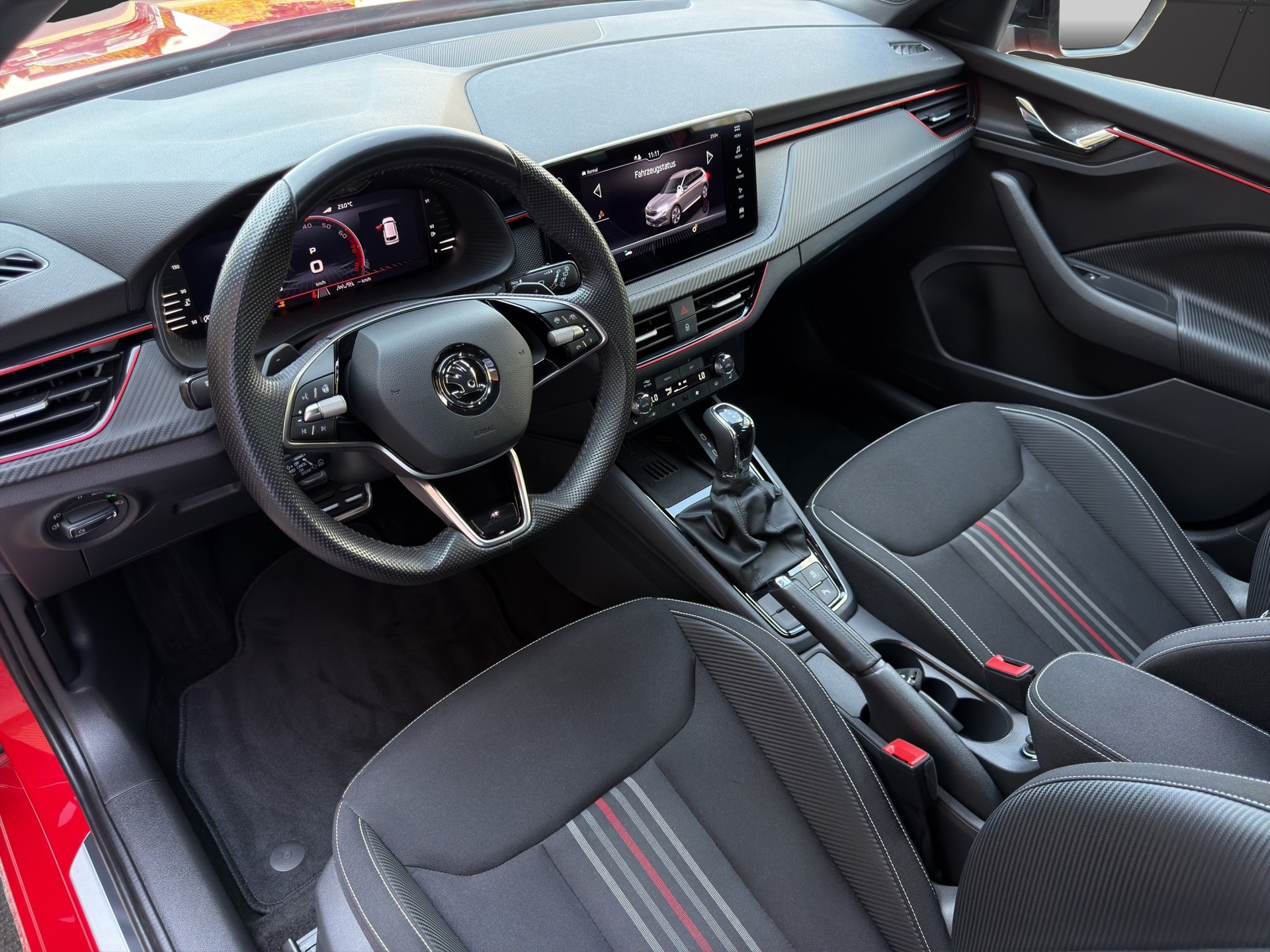 SKODA Kamiq 1.5 TSI Monte Carlo DSG-image-9