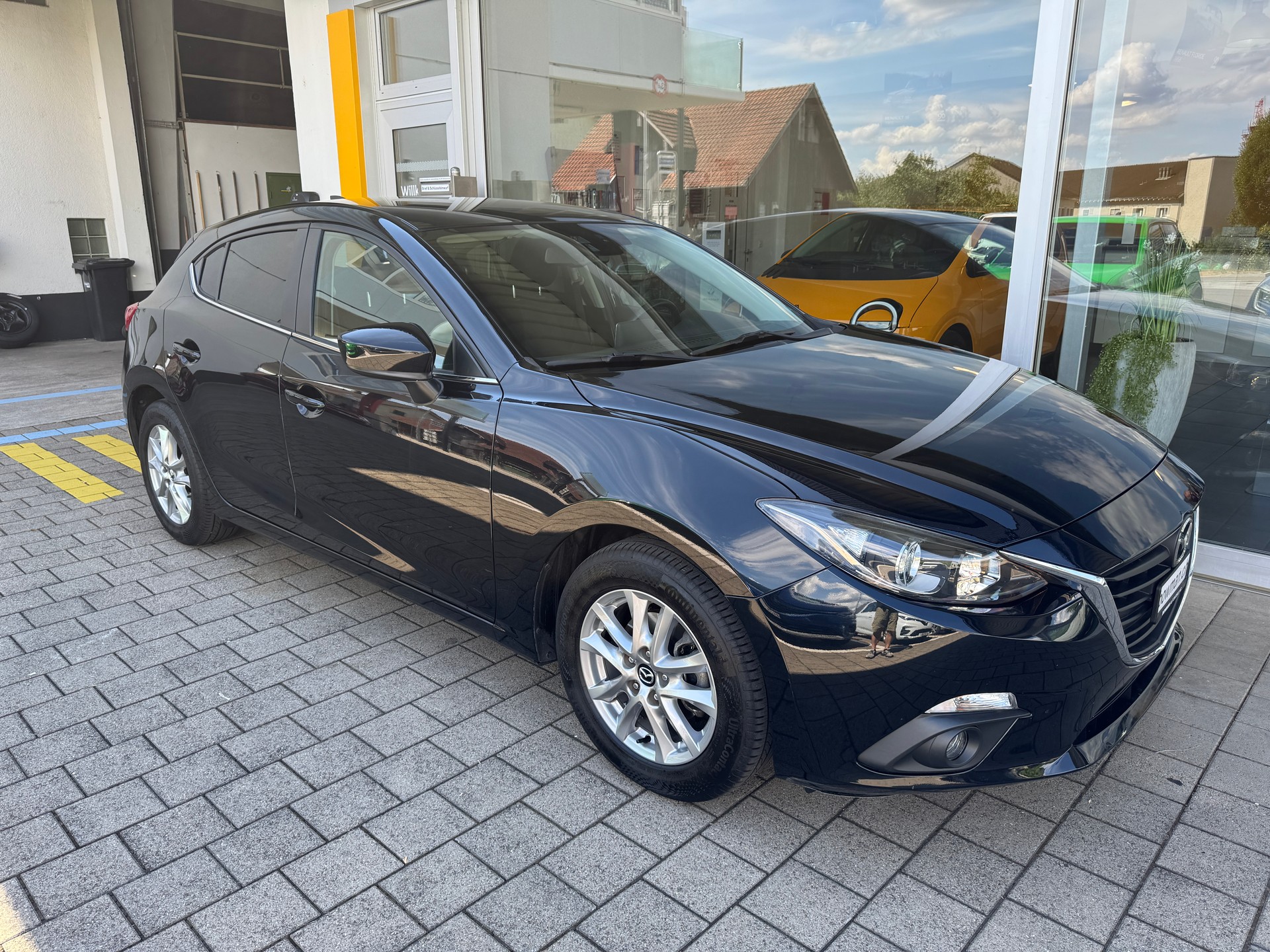 MAZDA 3 SKYACTIV-G 100 Ambition Plus-image-3