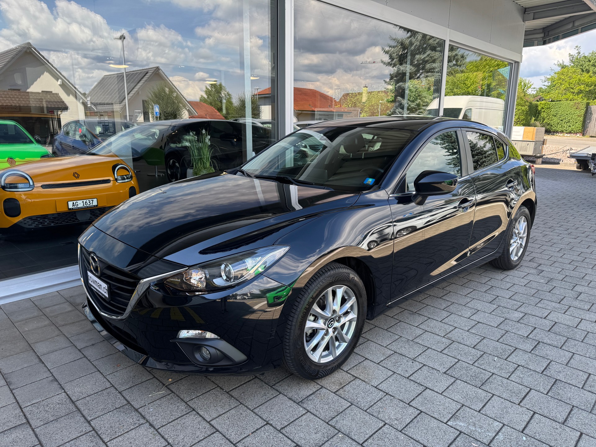MAZDA 3 SKYACTIV-G 100 Ambition Plus-image-1