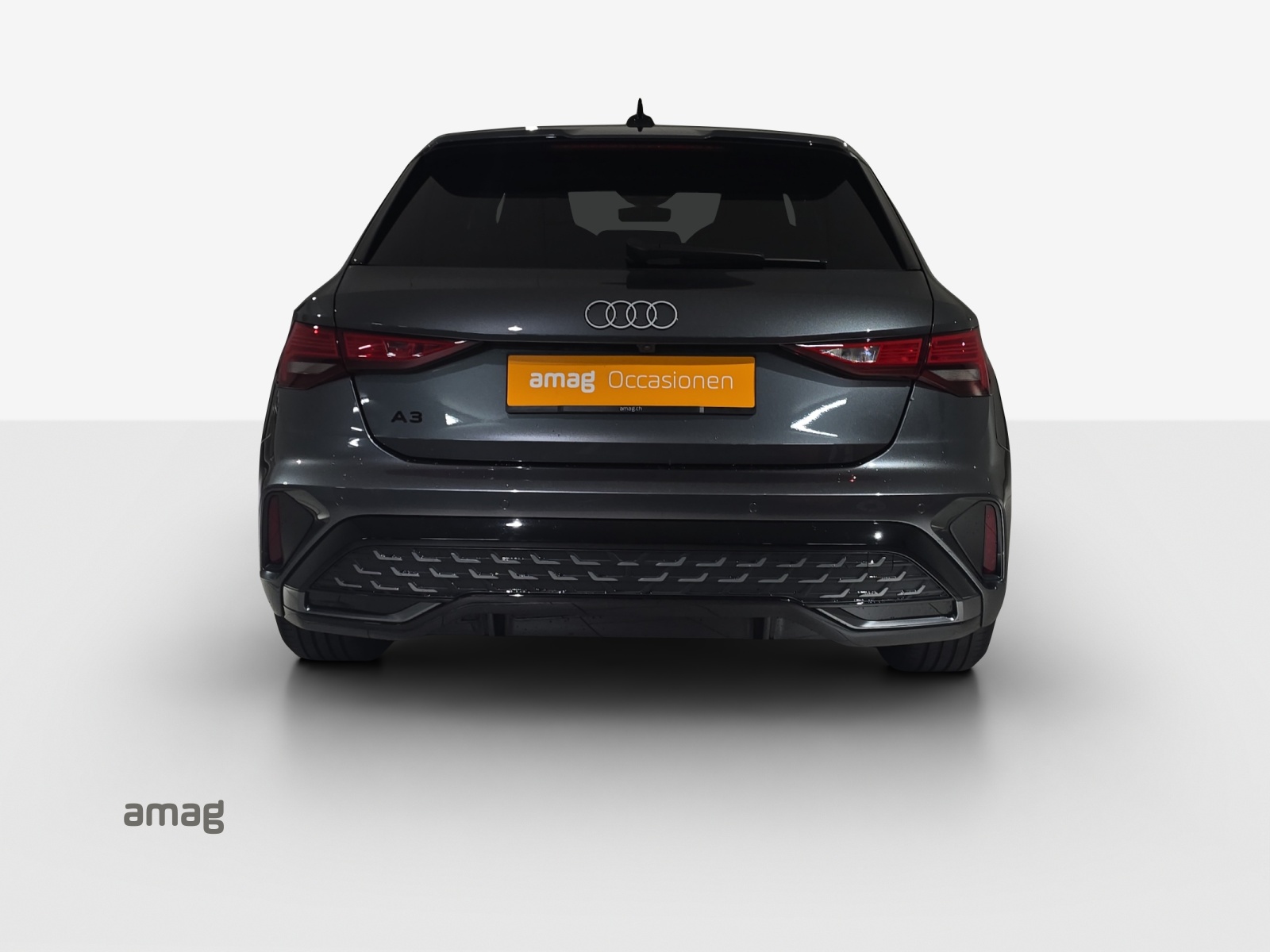 AUDI A3 Sportback 35 TFSI S line S-tronic-showroom-element-3