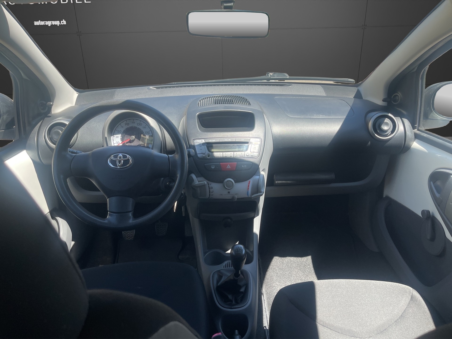 TOYOTA Aygo 1.0 Linea Terra-image-8