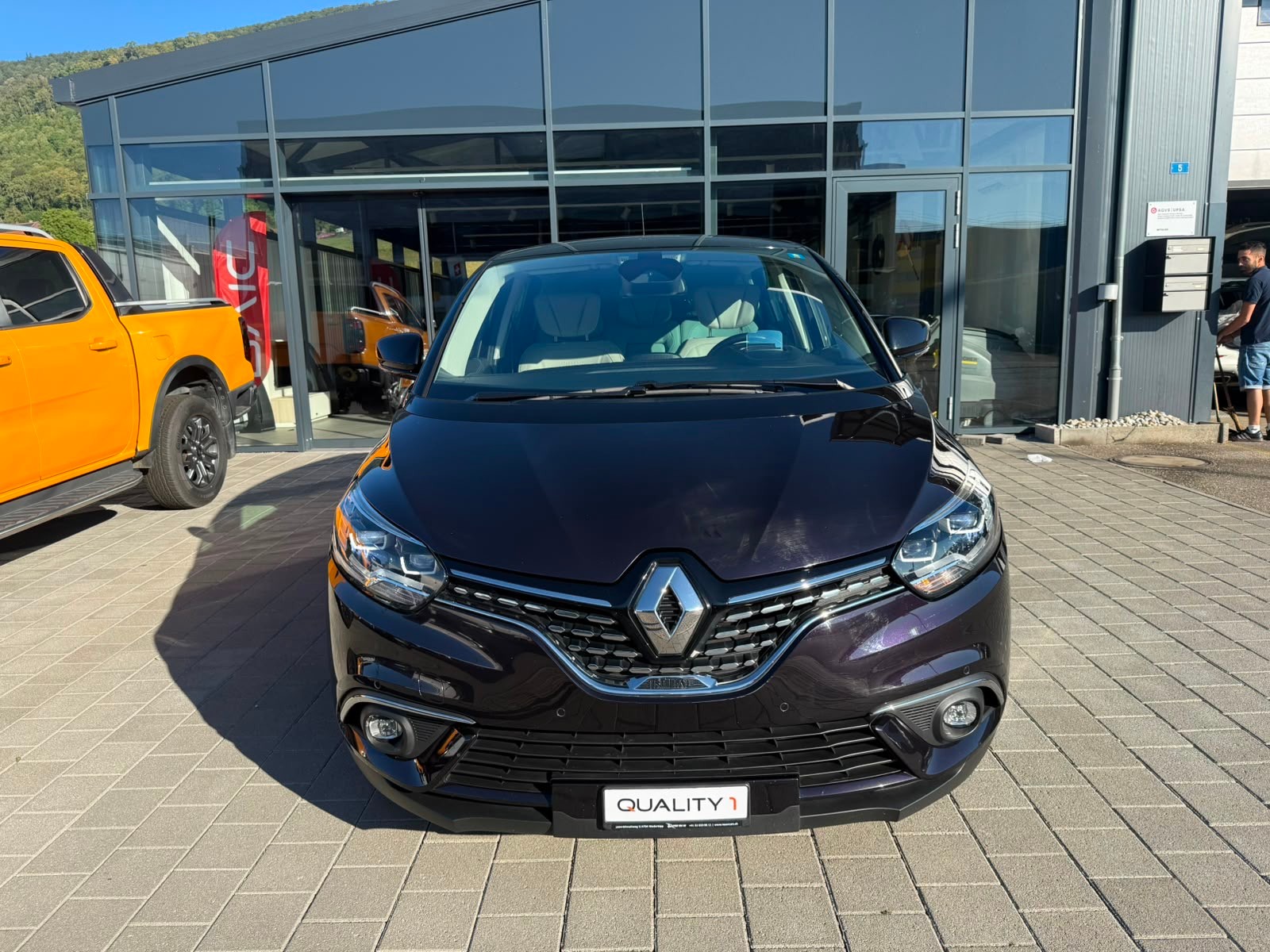RENAULT Scénic 1.6 dCi Initiale Paris EDC-image-1