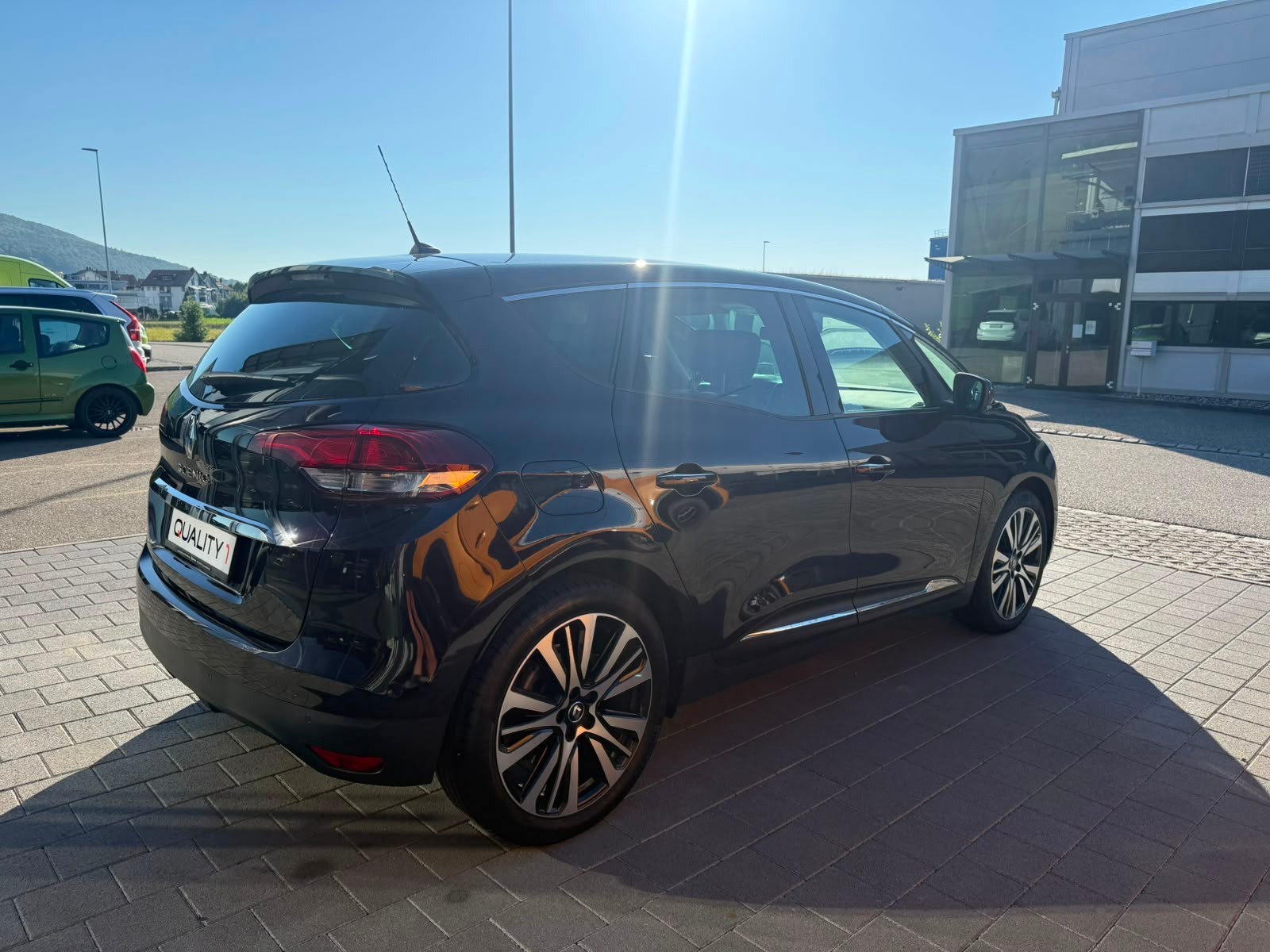 RENAULT Scénic 1.6 dCi Initiale Paris EDC-image-5