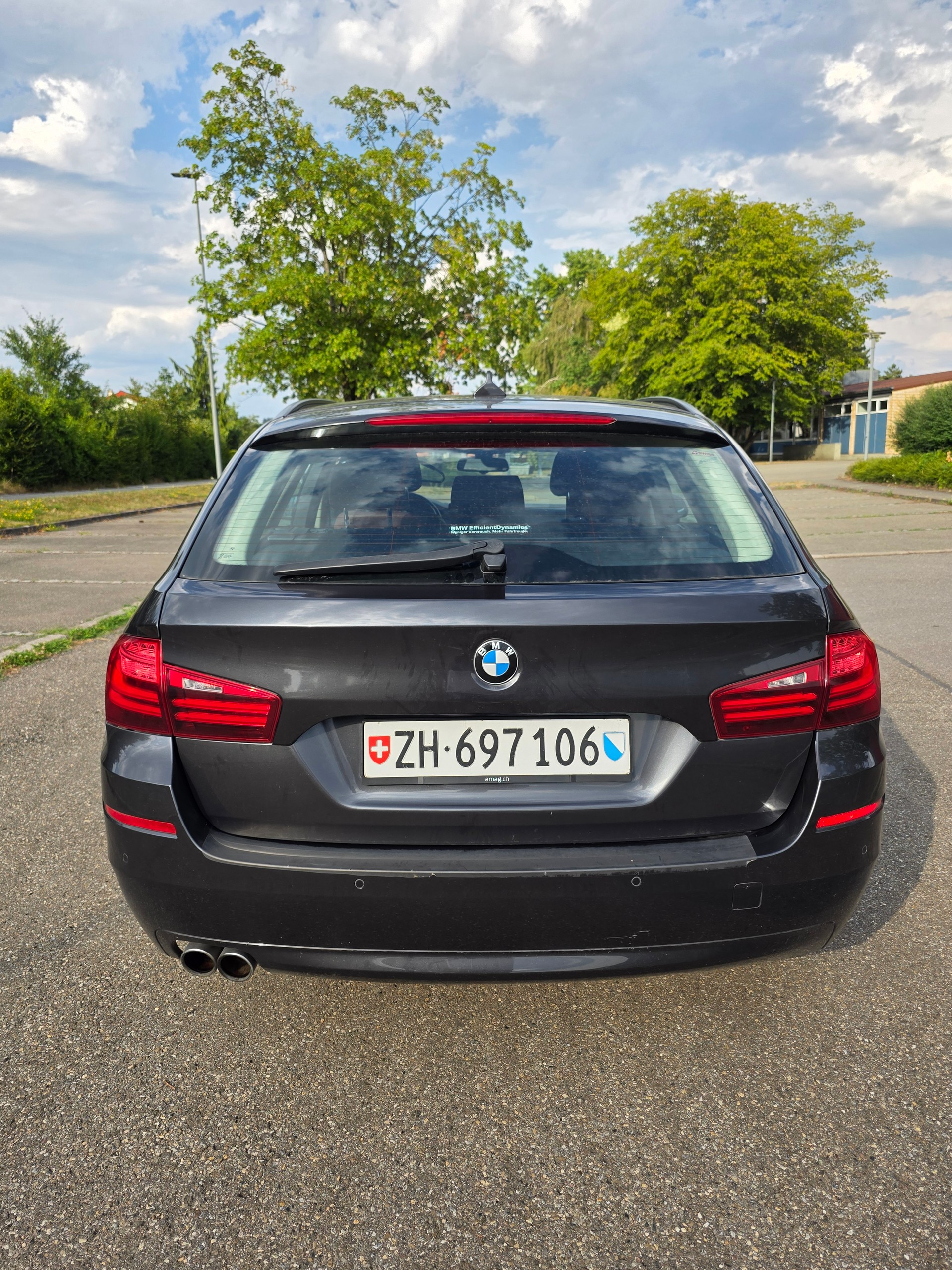 BMW 520d Touring Luxury Line Steptronic-image-4